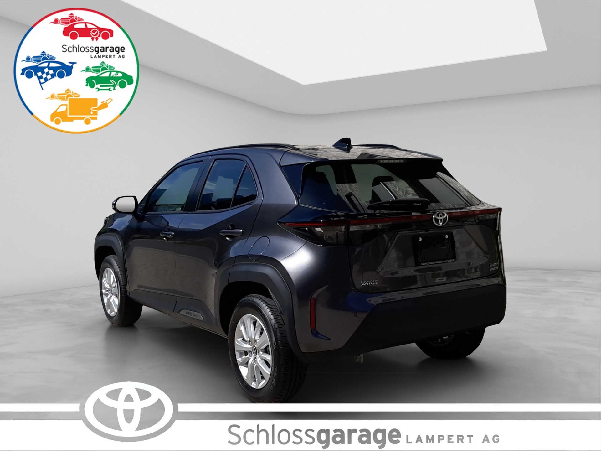 TOYOTA Yaris Cross 1.5 VVT-i HSD Comfort AWD-i-showroom-element-3