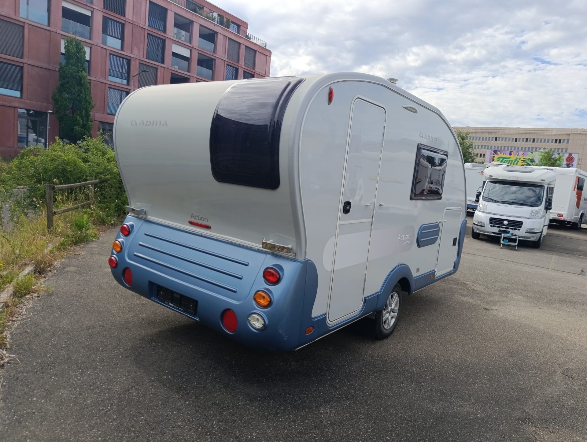 ADRIA E Action 391 PH-showroom-element-1
