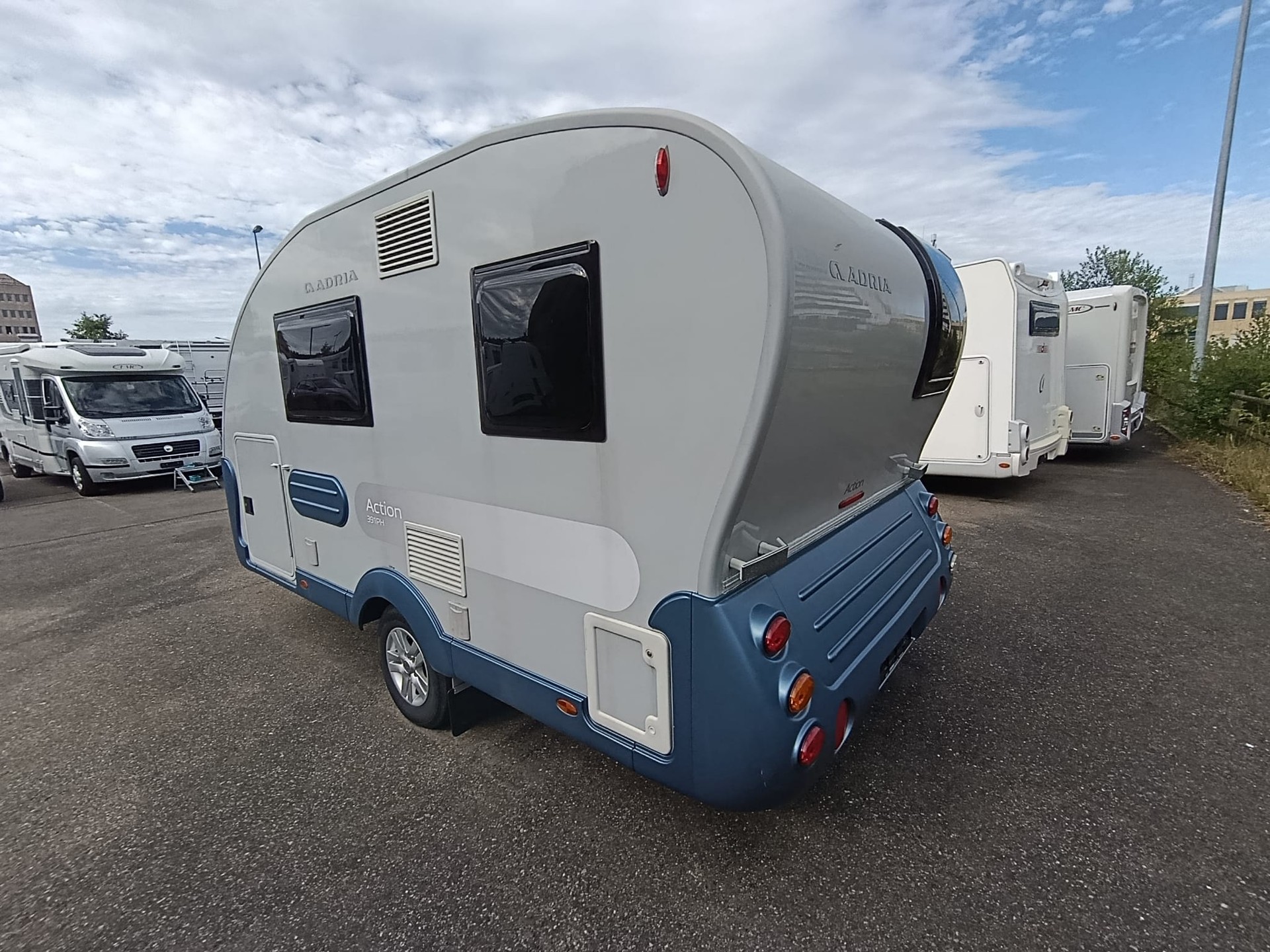 ADRIA E Action 391 PH-showroom-element-3