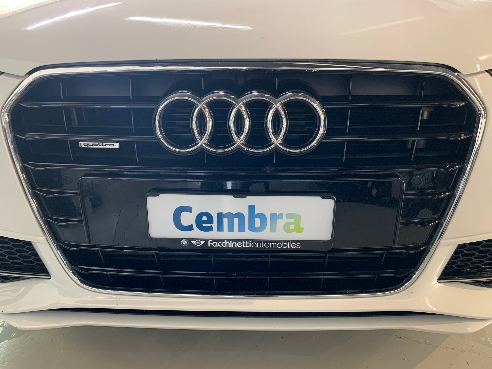AUDI A4 Avant 1.8 TFSI quattro-showroom-element-3