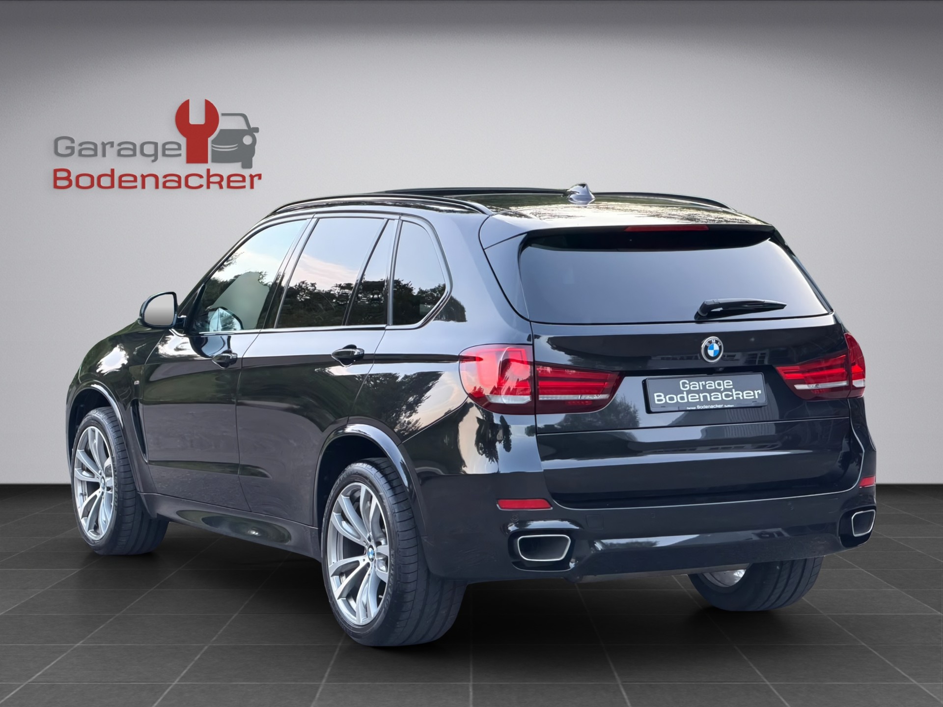 BMW X5 xDrive 30d Pure M Sport Steptronic * Facelift * M Paket *-showroom-element-3