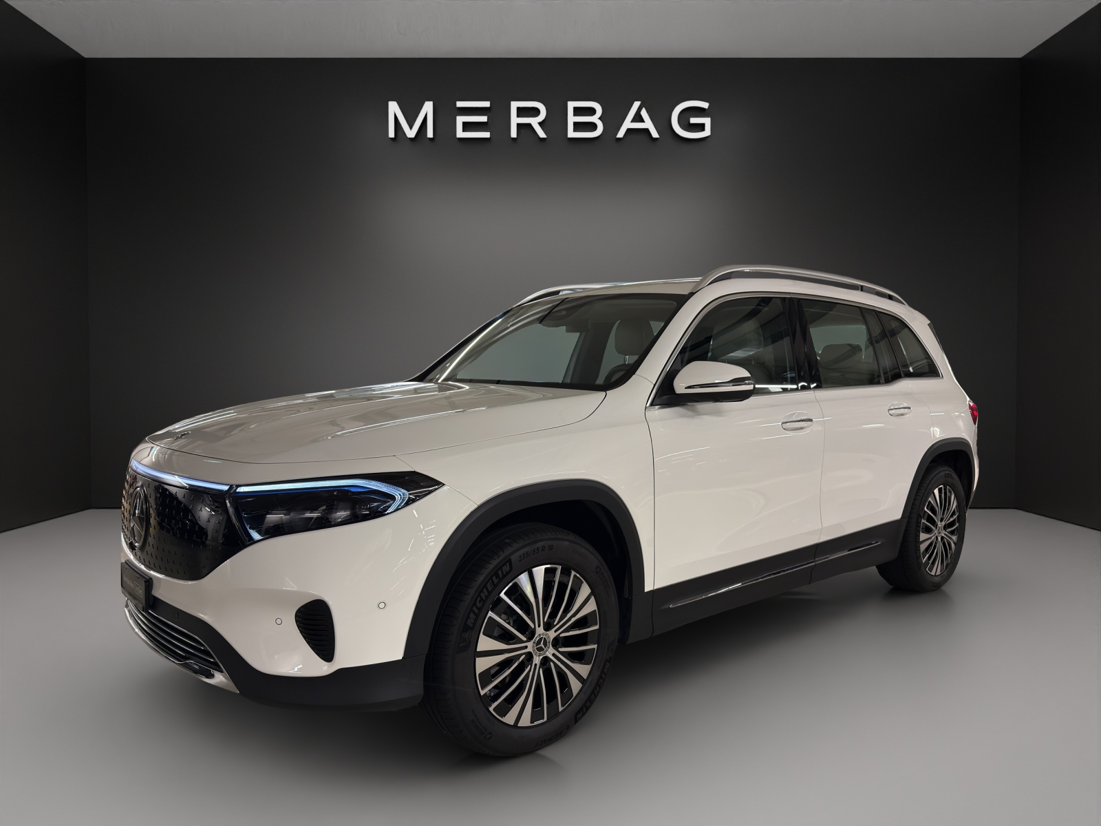 MERCEDES-BENZ EQB 350 66,5 kWh 4Matic Swiss Star-image-2