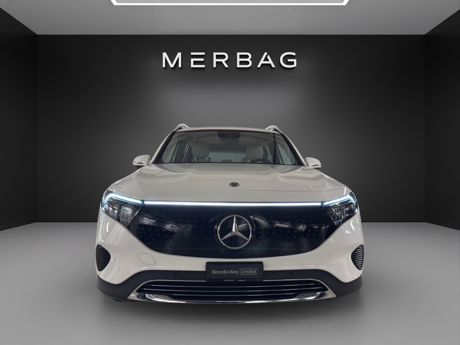 MERCEDES-BENZ EQB 350 66,5 kWh 4Matic Swiss Star-image-1