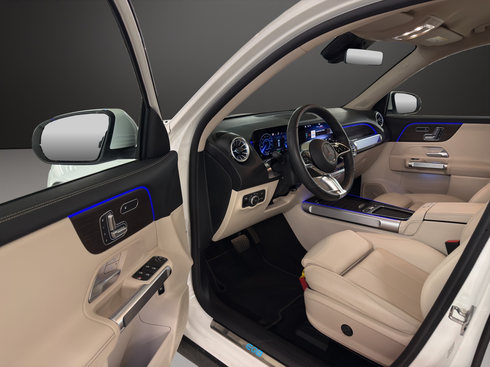 MERCEDES-BENZ EQB 350 66,5 kWh 4Matic Swiss Star-image-12