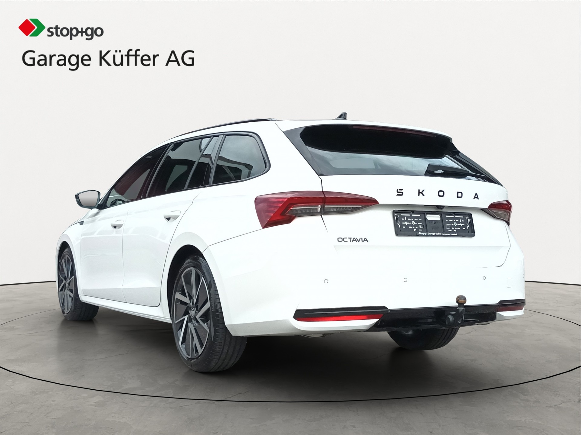 SKODA Octavia Combi 1.5 TSI mHEV DSG Sport Line-image-6