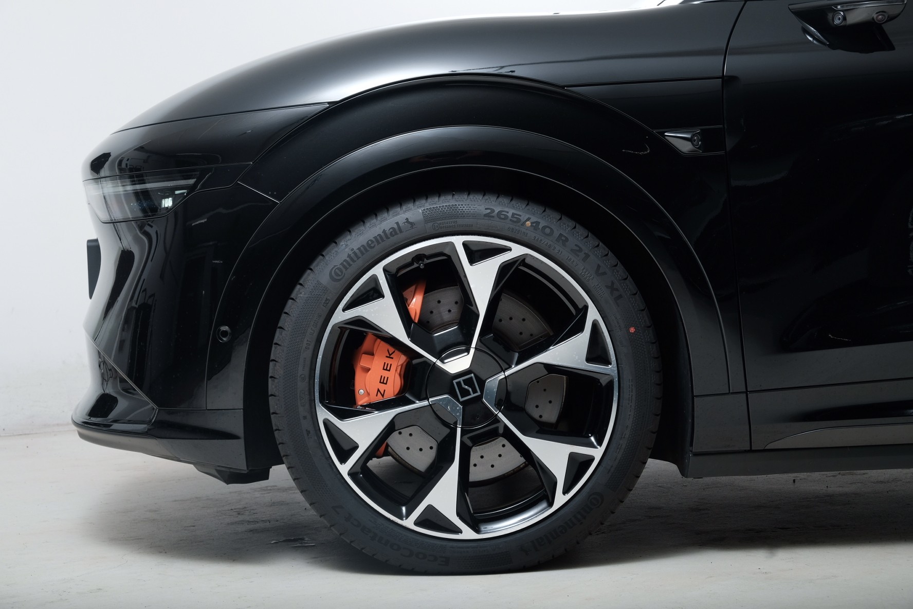 ZEEKR 7X Privilege AWD-showroom-element-2