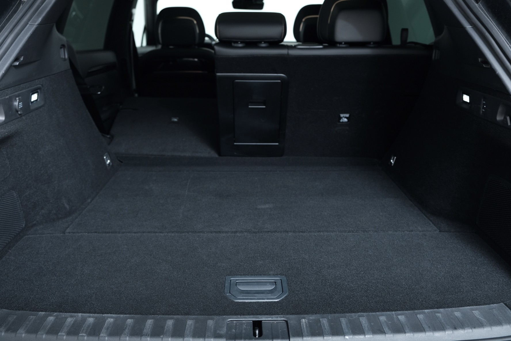 ZEEKR 7X Privilege AWD-image-15