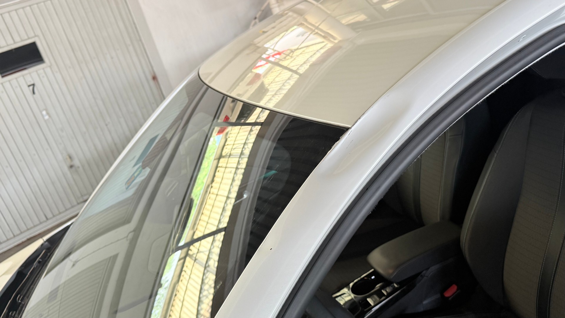 PEUGEOT 208 1.2 PureTech GT EAT8-image-10