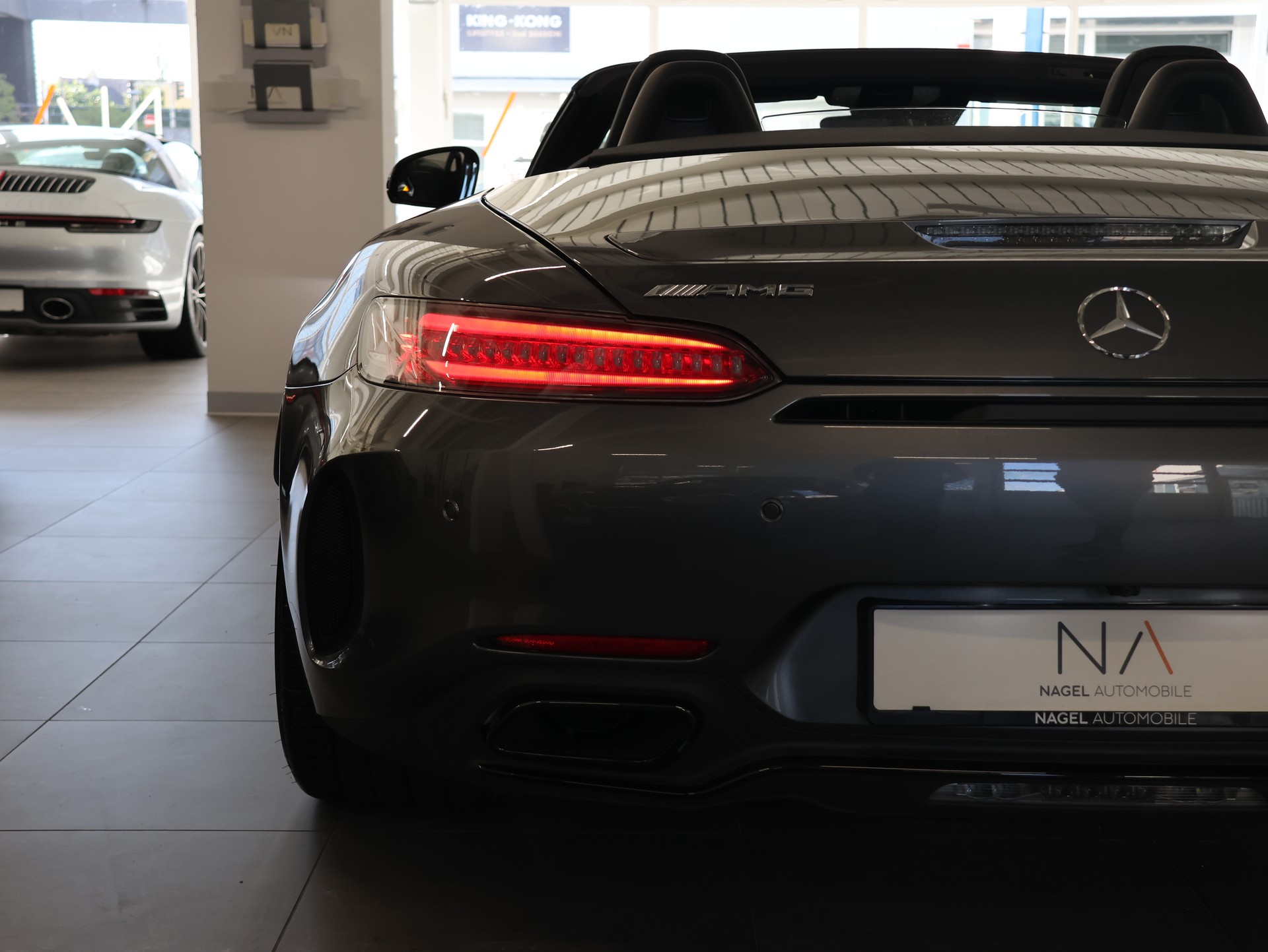 MERCEDES-BENZ AMG GT C Roadster Speedshift DCT *360 Kamera* *Burmester* *Vossen Felgen*-image-12