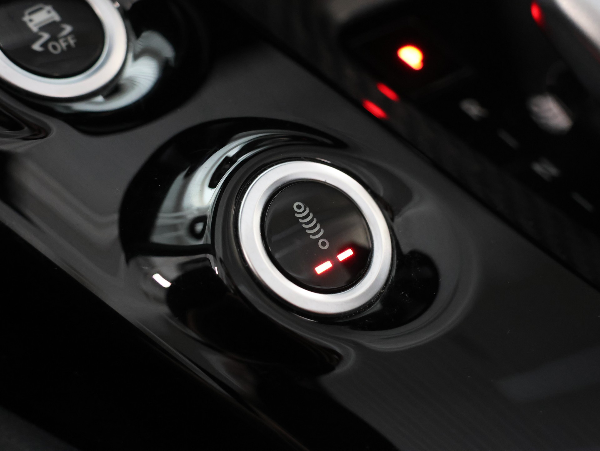 MERCEDES-BENZ AMG GT C Roadster Speedshift DCT *360 Kamera* *Burmester* *Vossen Felgen*-image-31