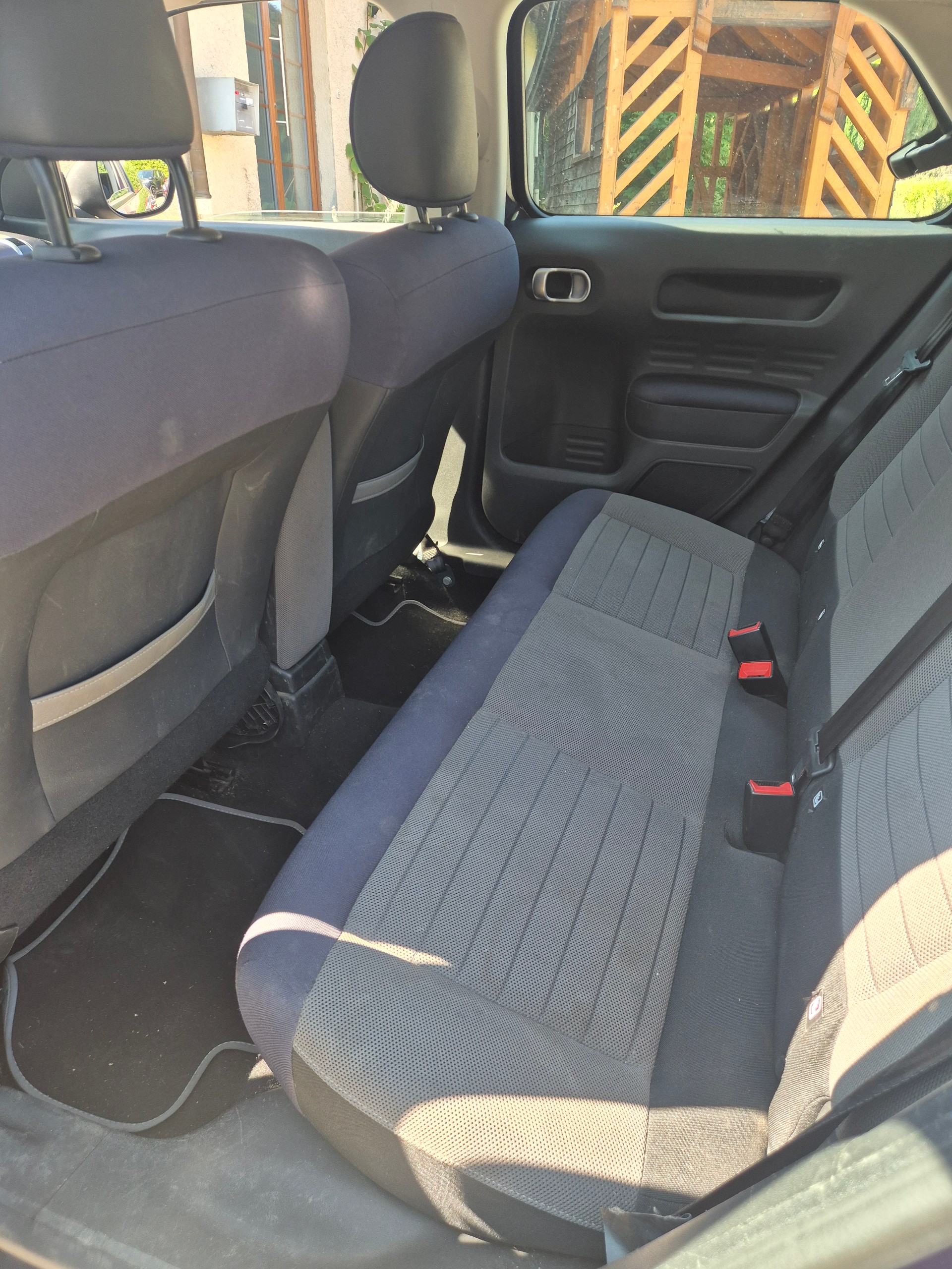 CITROEN C4 Cactus 1.2 e-VTi Feel ETG-image-6