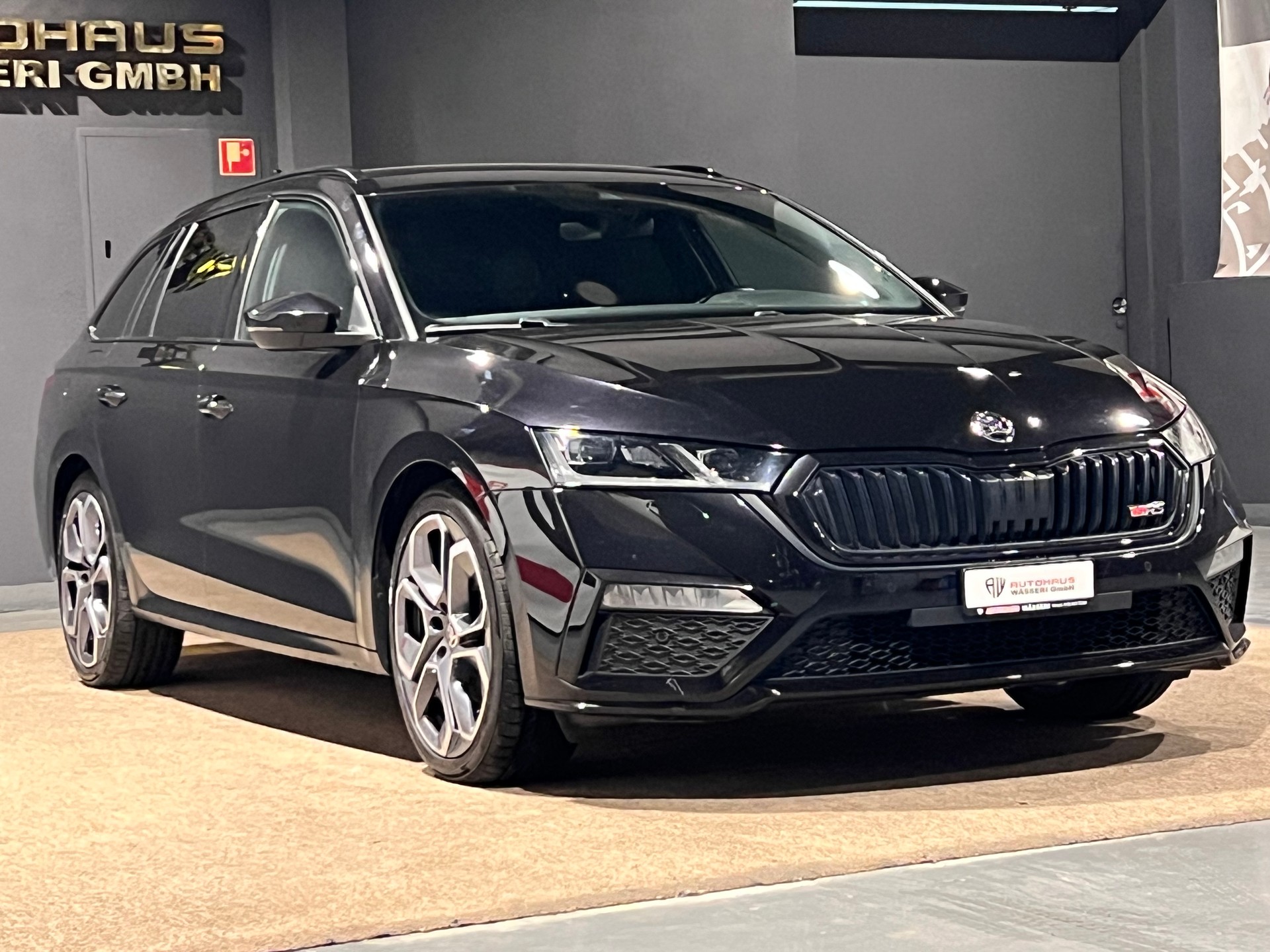 SKODA Octavia Combi 2.0 TDI DSG RS 4x4