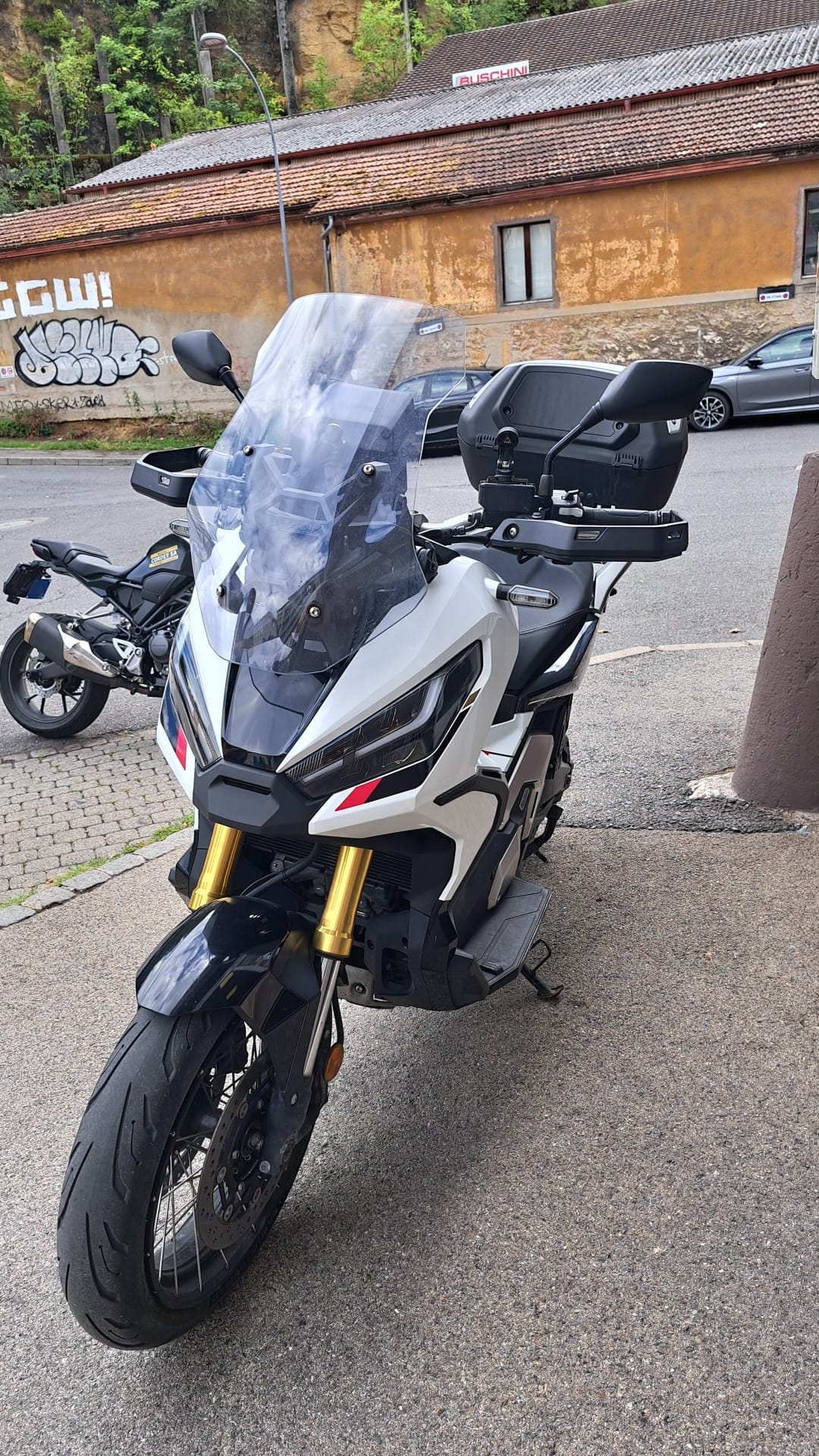 HONDA X-ADV 750 (35kW)-image-1