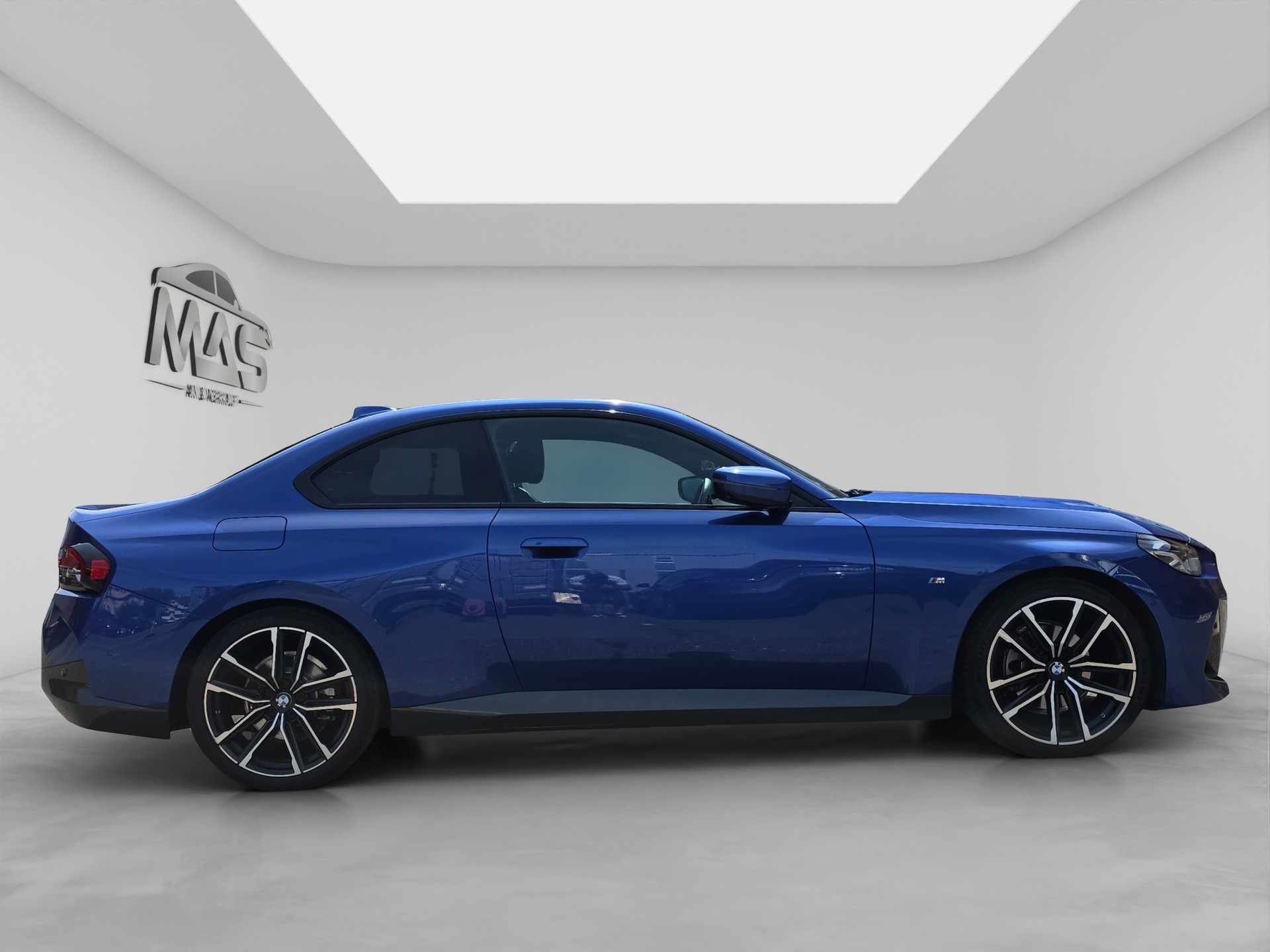 BMW 220i M Sport-image-4