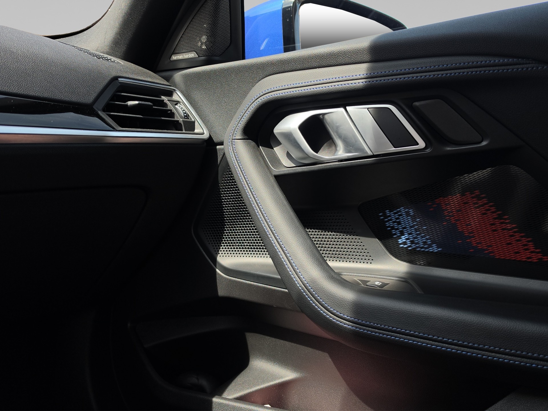 BMW 220i M Sport-image-6