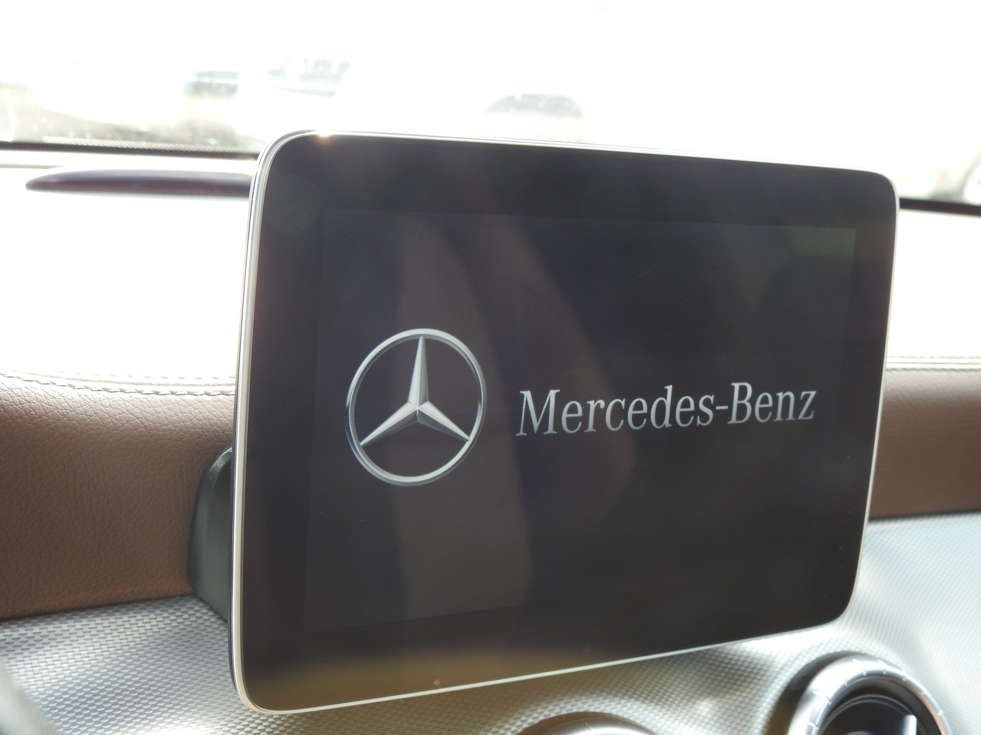 MERCEDES-BENZ CLA Shooting Br 200 d Swiss Star AMG Line 4M-image-19