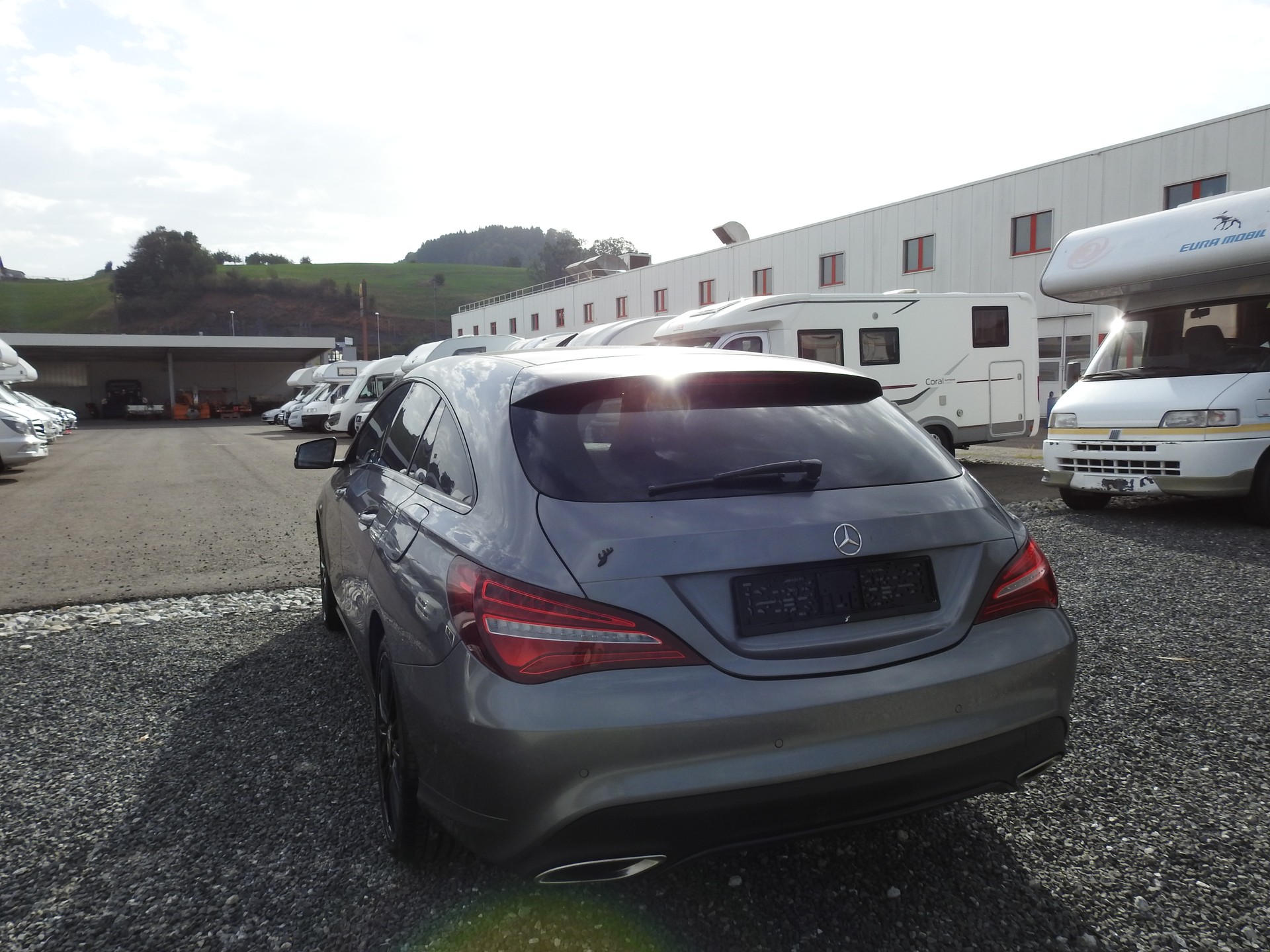MERCEDES-BENZ CLA Shooting Br 200 d Swiss Star AMG Line 4M-showroom-element-3