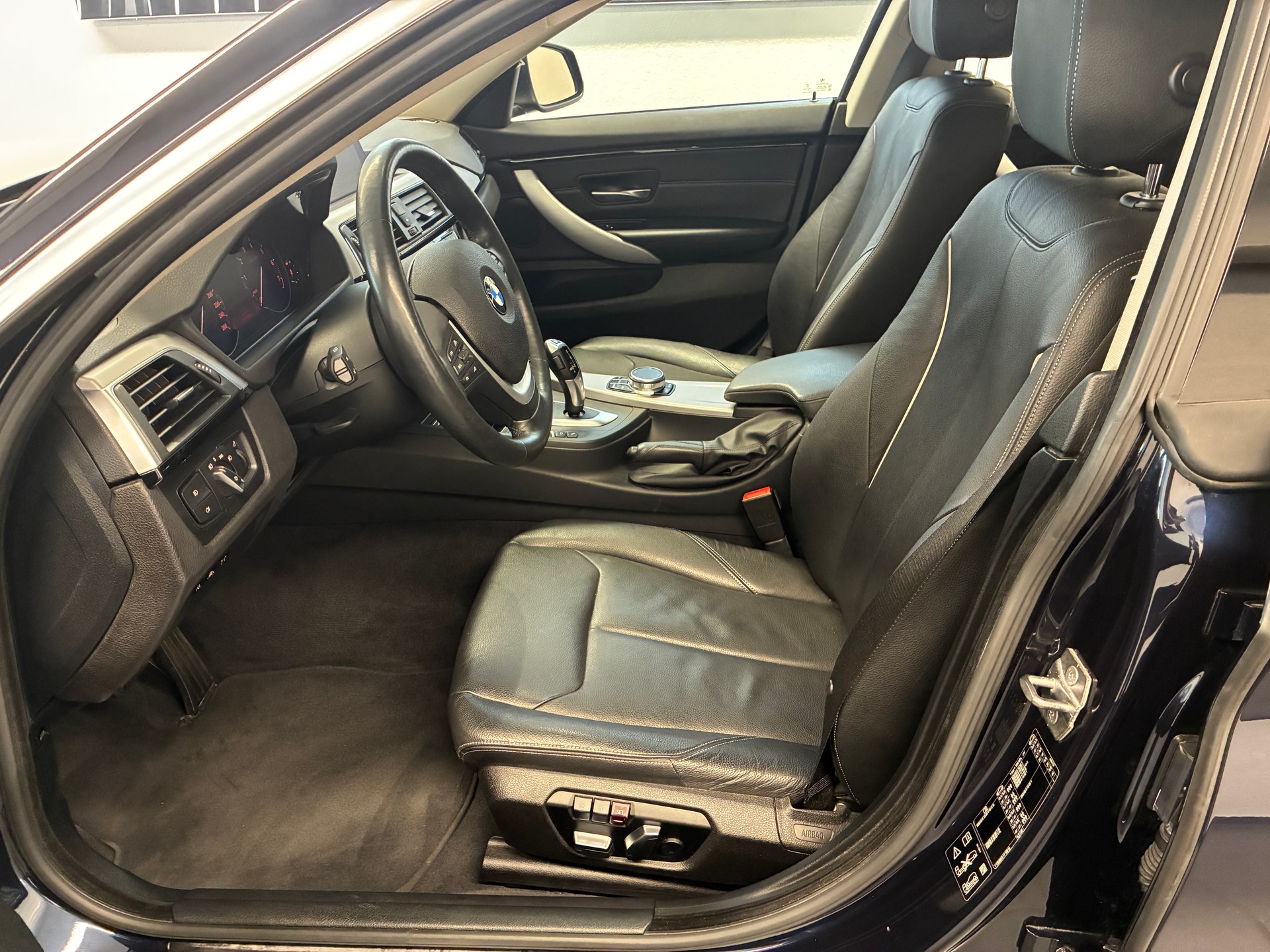 BMW 430i xDrive Gran Coupé-image-7