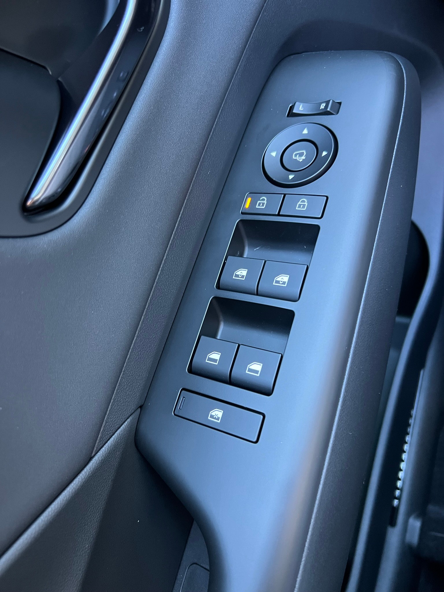 HYUNDAI Kona 1.6 GDi HEV N Line DCT-image-15