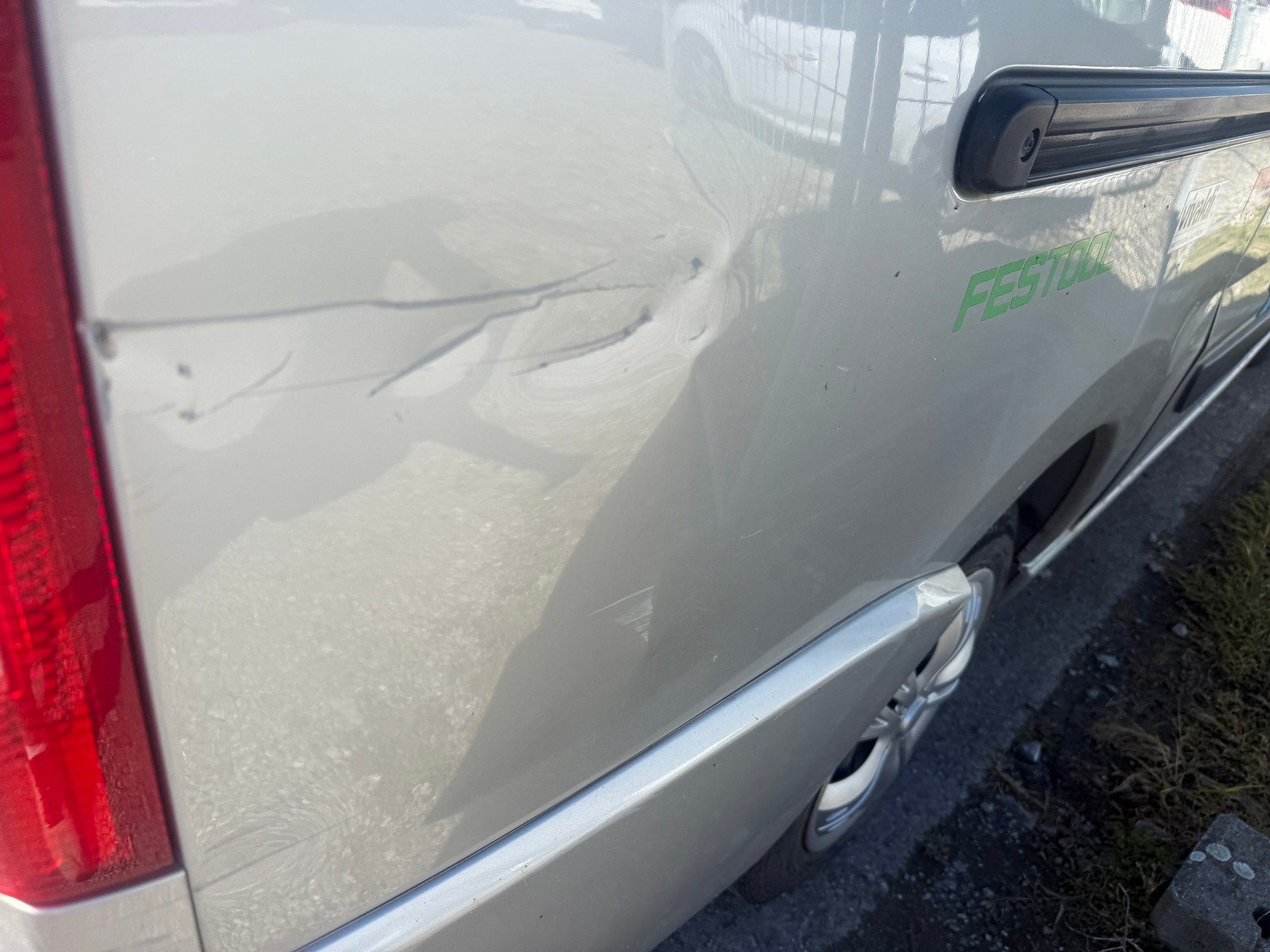PEUGEOT Expert Tepee 2.0 HDi Confort L2-image-11