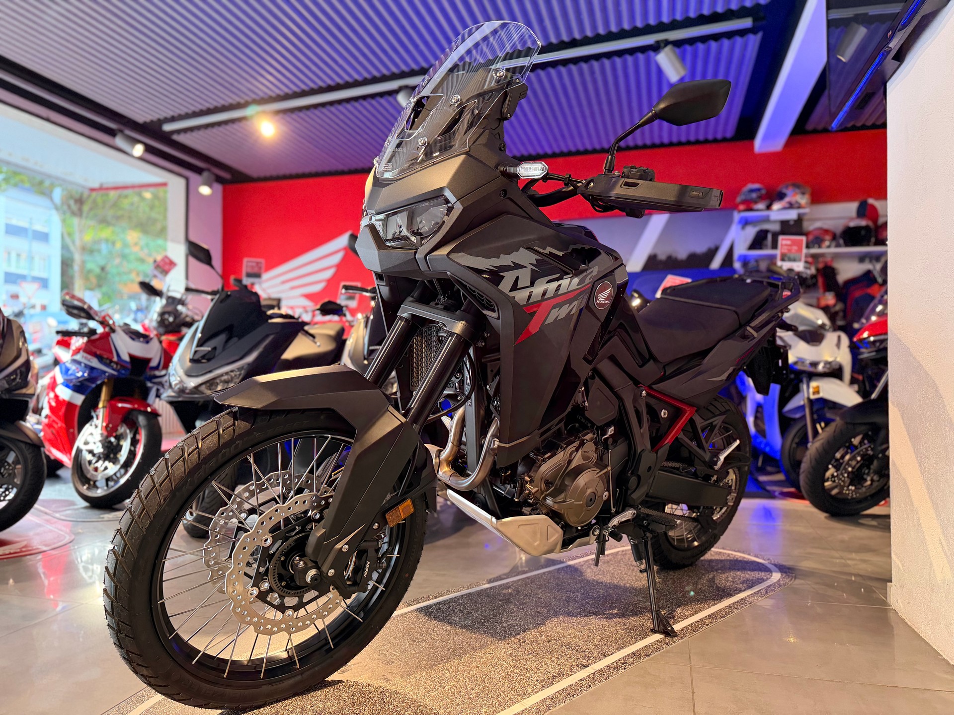 HONDA CRF 1100 Africa Twin-image-0