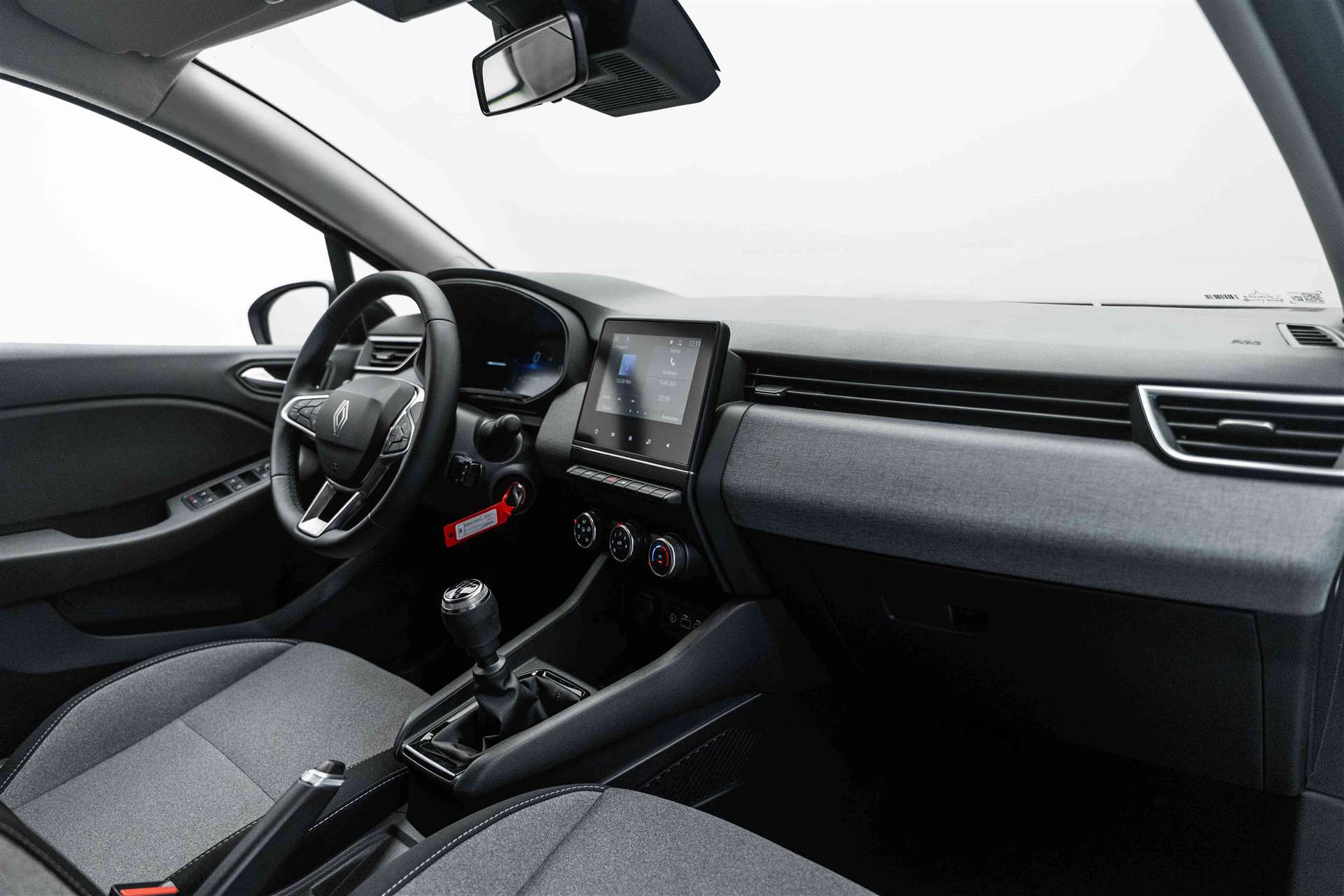 RENAULT Clio 1.5 DCi Evolution 100PS-image-10