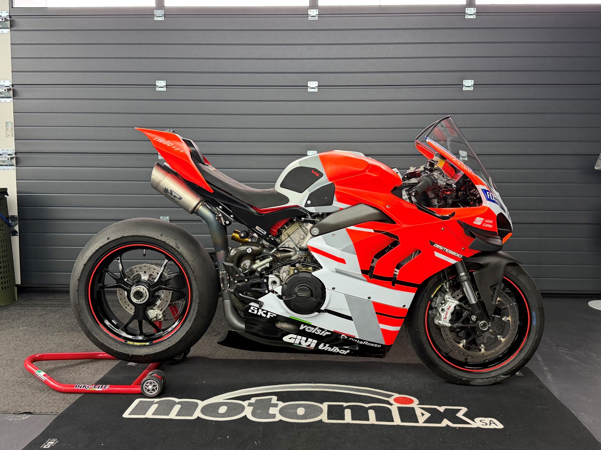 DUCATI Panigale 1103 V4-image-2