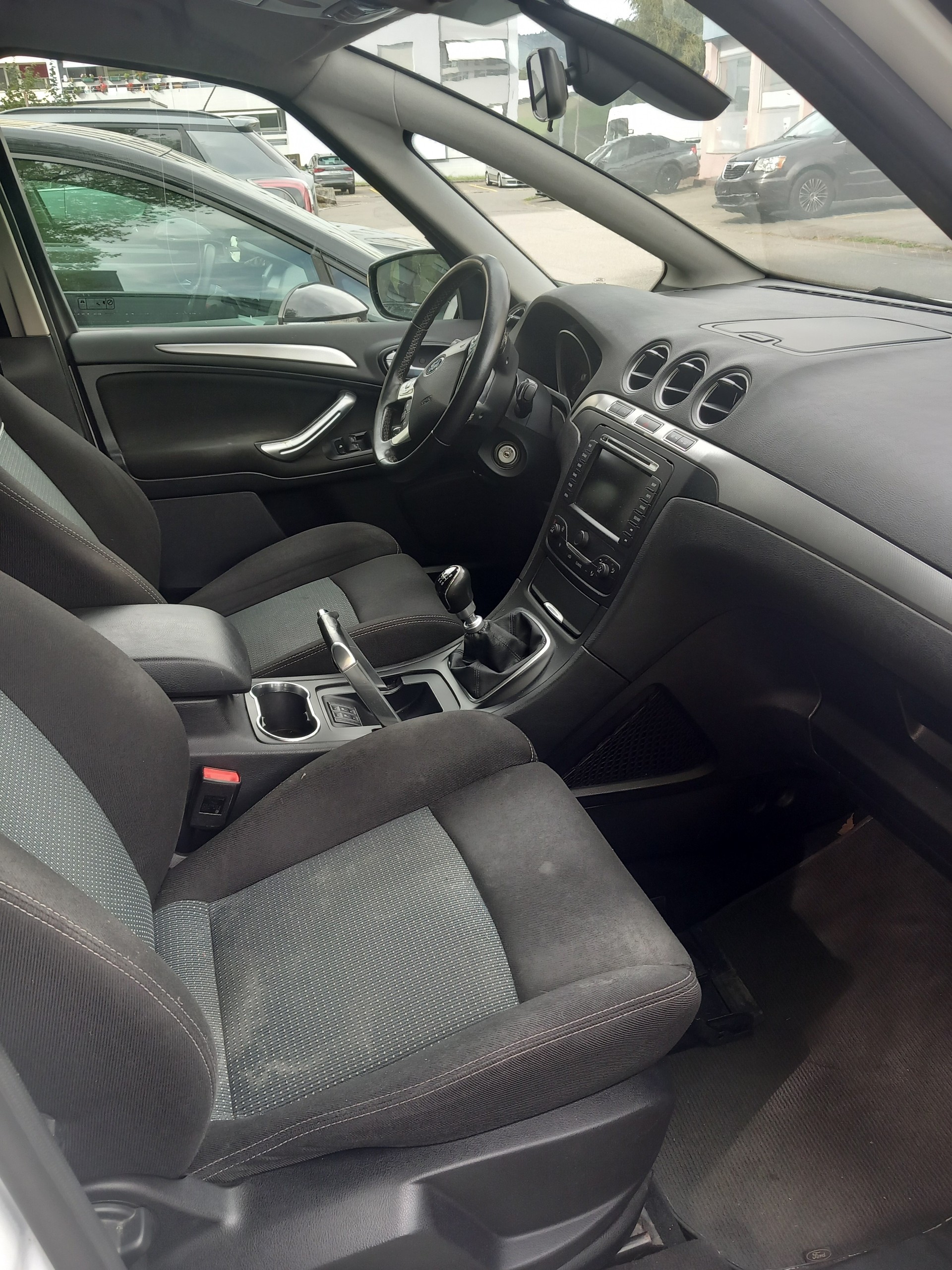 FORD Auto läuft auf 3 Zylinder-image-5