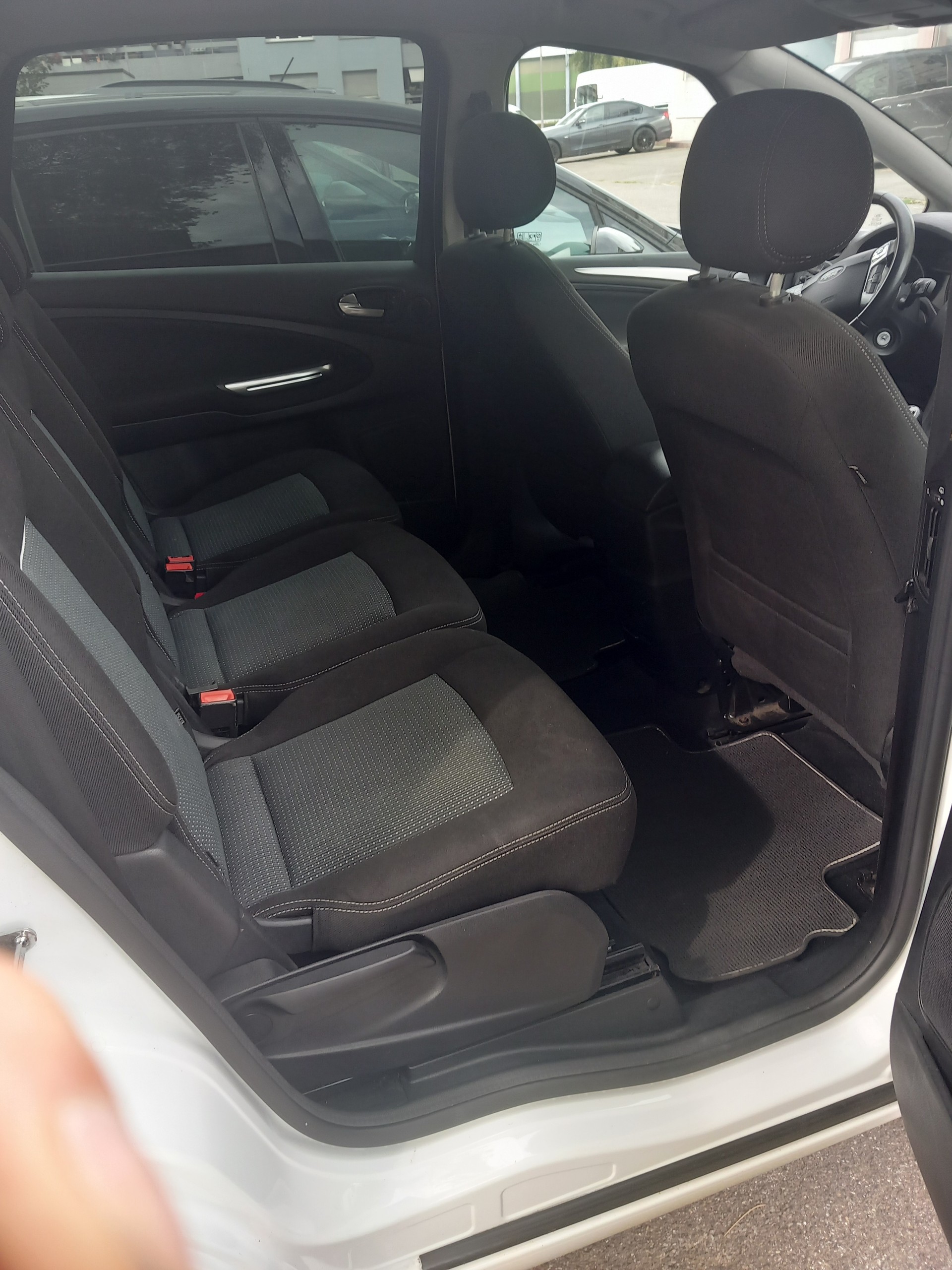 FORD Auto läuft auf 3 Zylinder-image-7