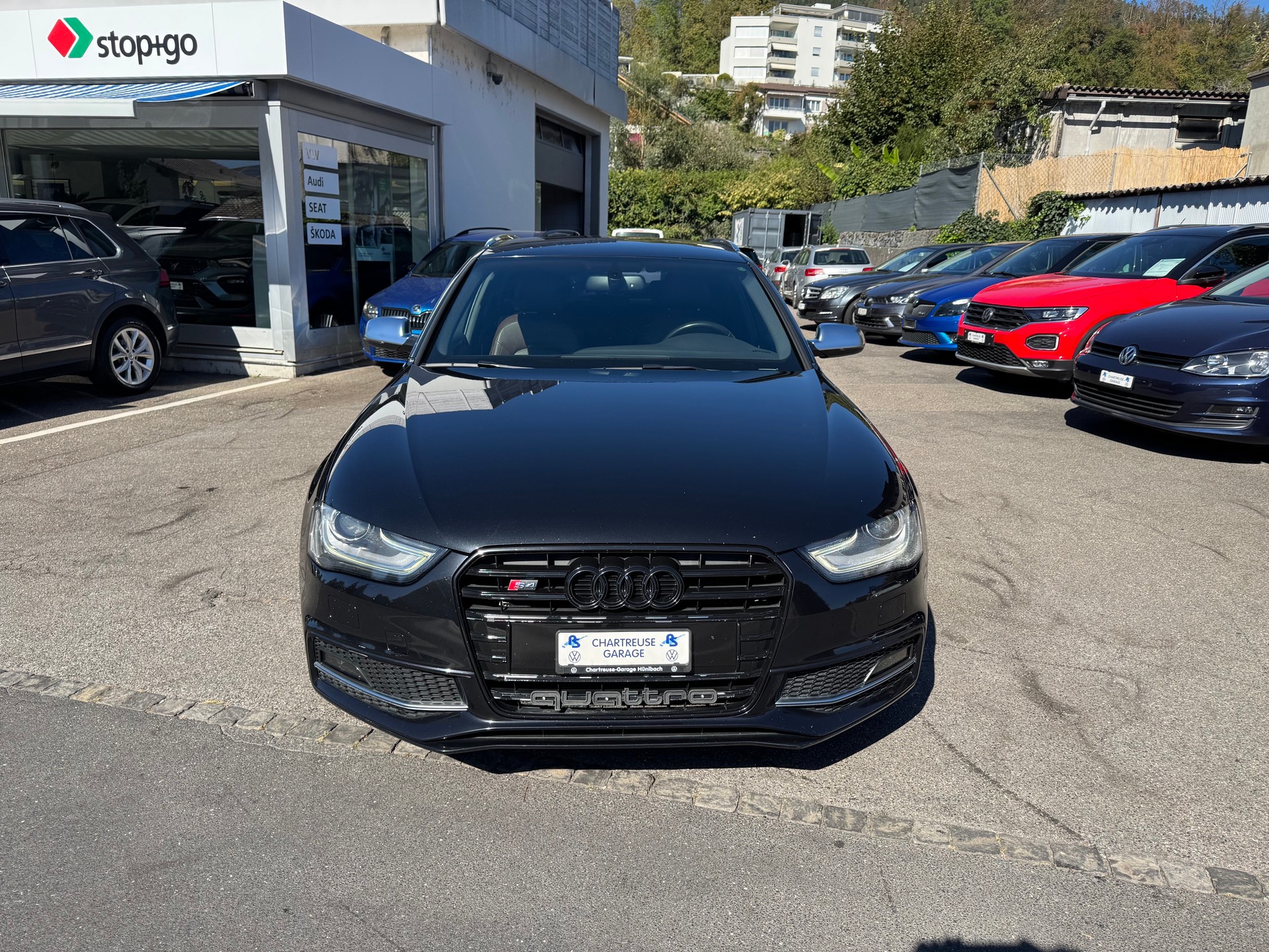 AUDI S4 Avant 3.0 TFSI quattro S-tronic-showroom-element-2
