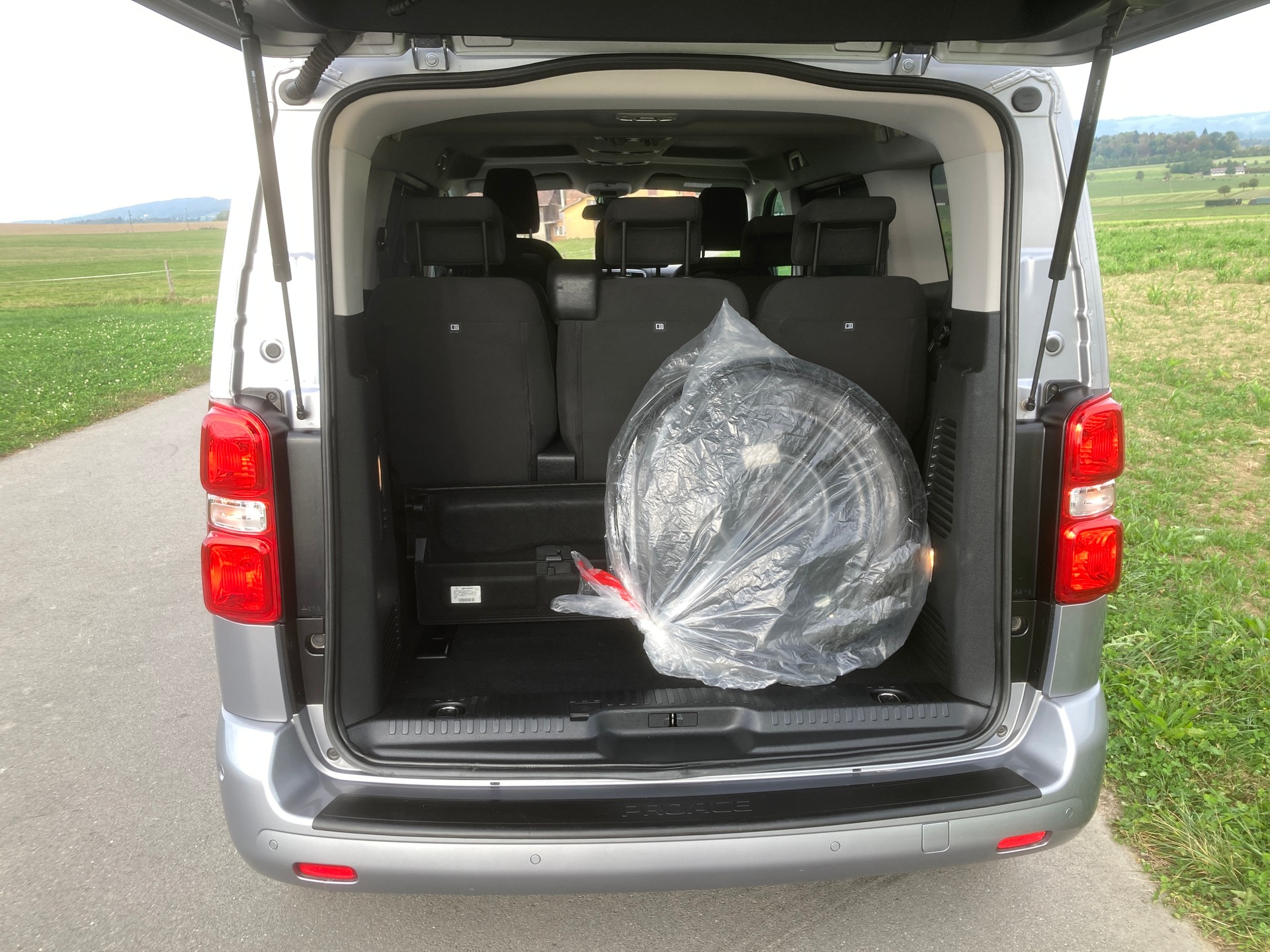 TOYOTA Proace Verso 2.0 D-4D 4x4 Trend Medium-image-5