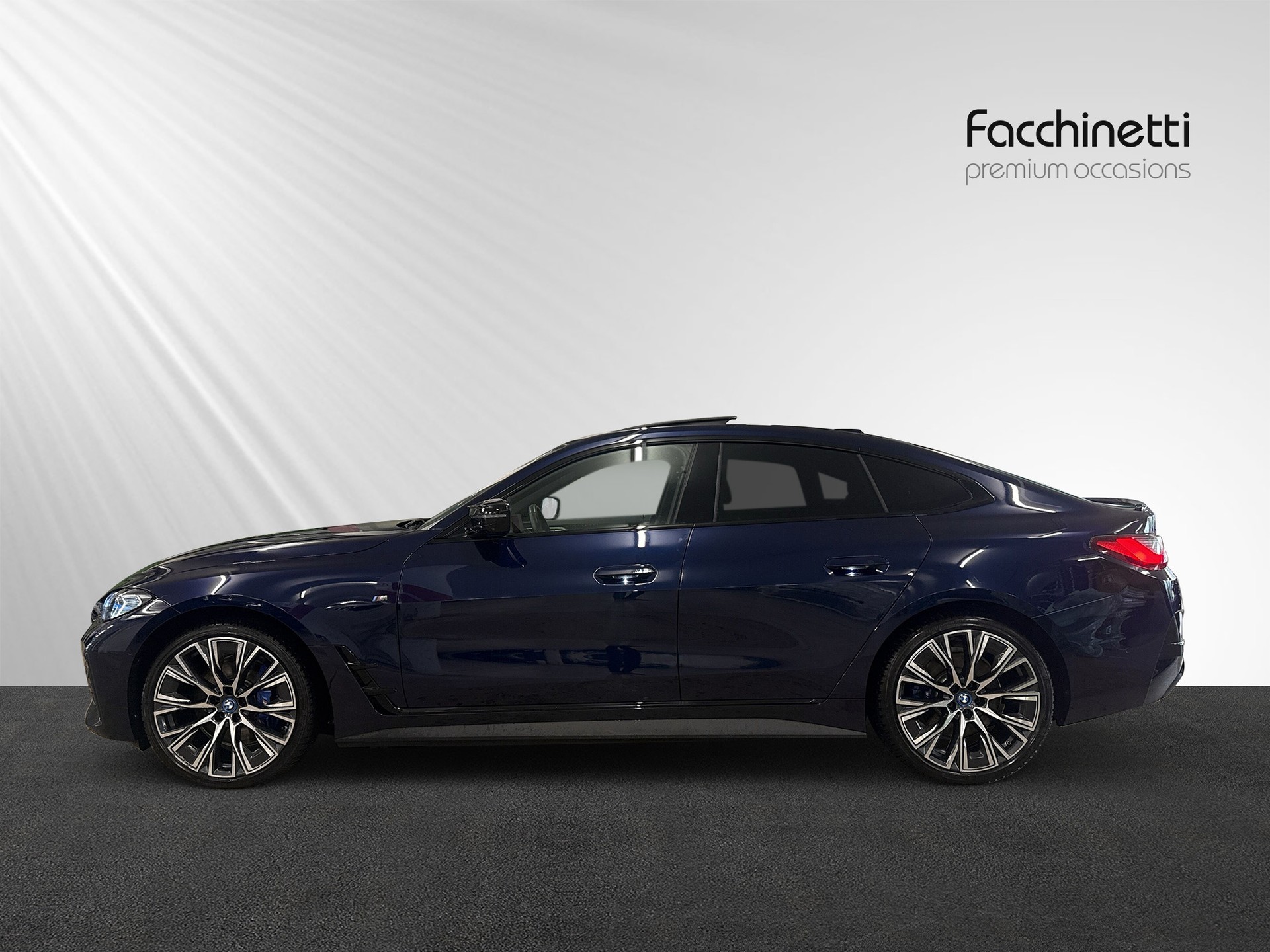 BMW i4 M50-showroom-element-1
