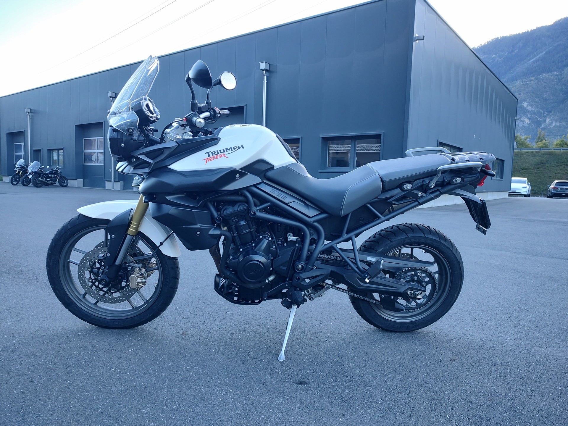 TRIUMPH Tiger 800 ABS-image-5