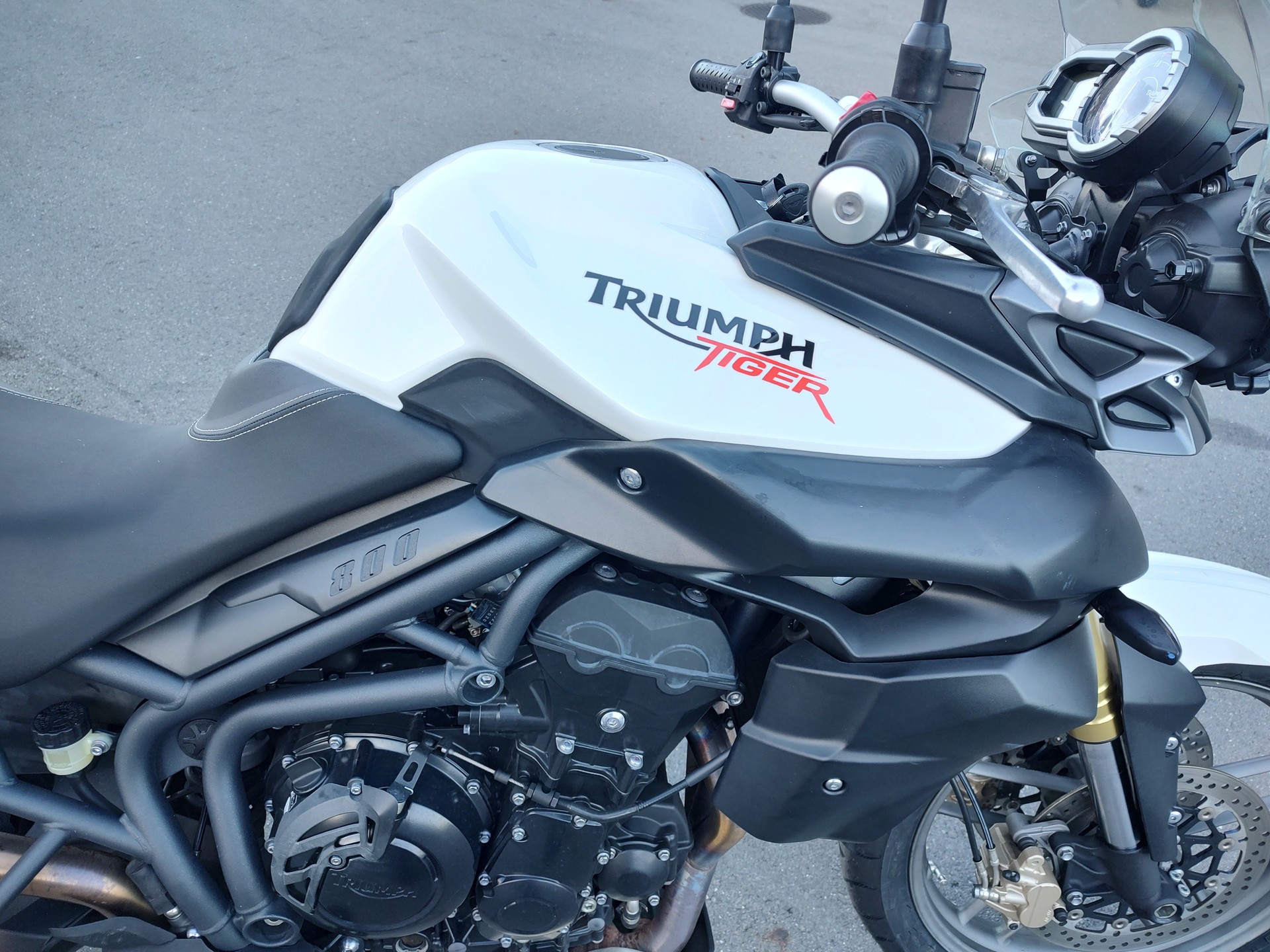 TRIUMPH Tiger 800 ABS-image-3
