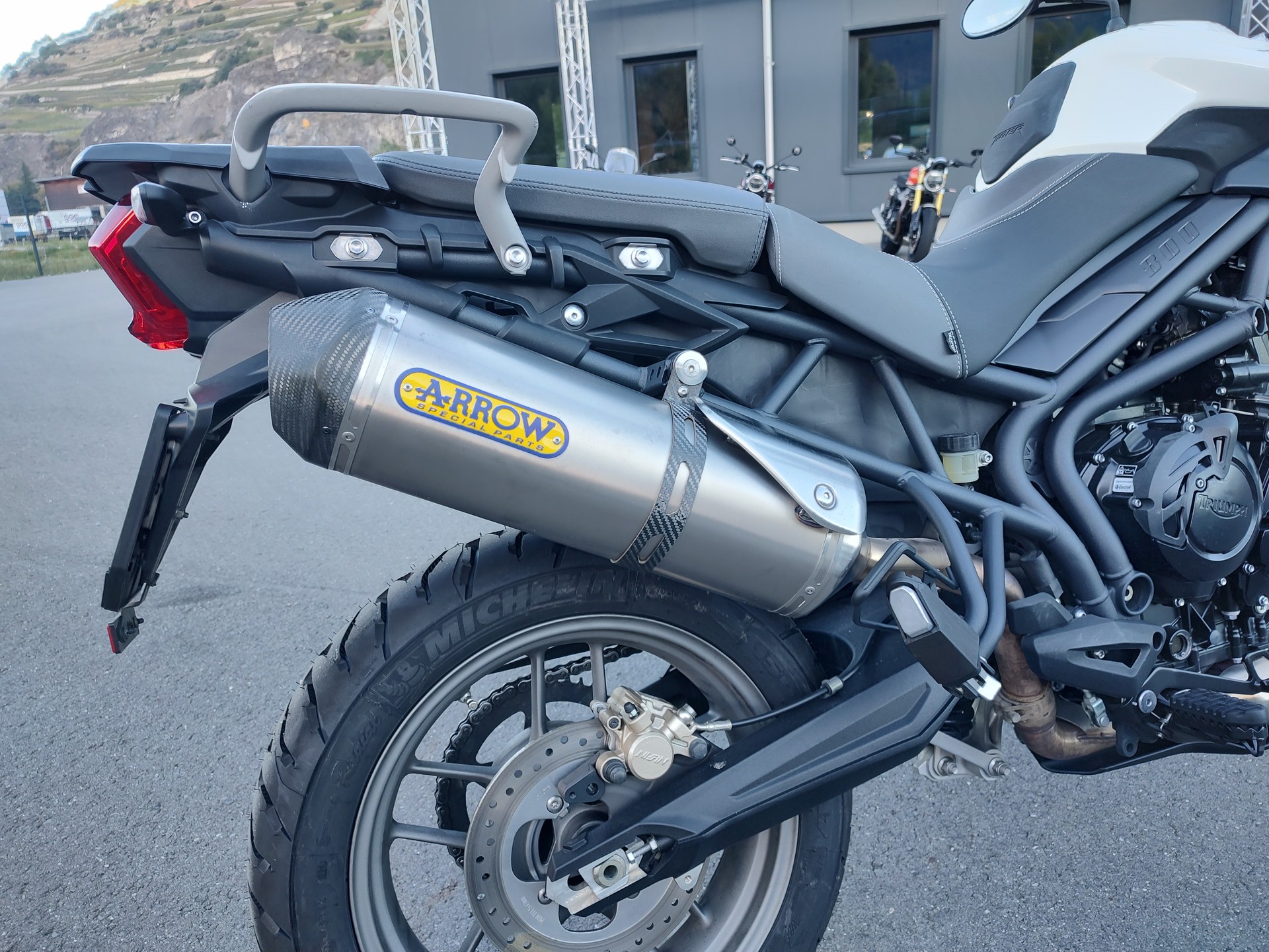 TRIUMPH Tiger 800 ABS-image-2