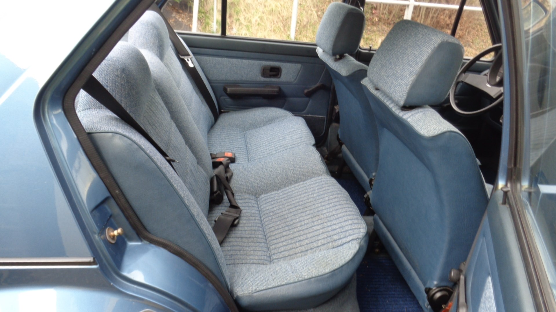 VW vw 17 jetta-image-7