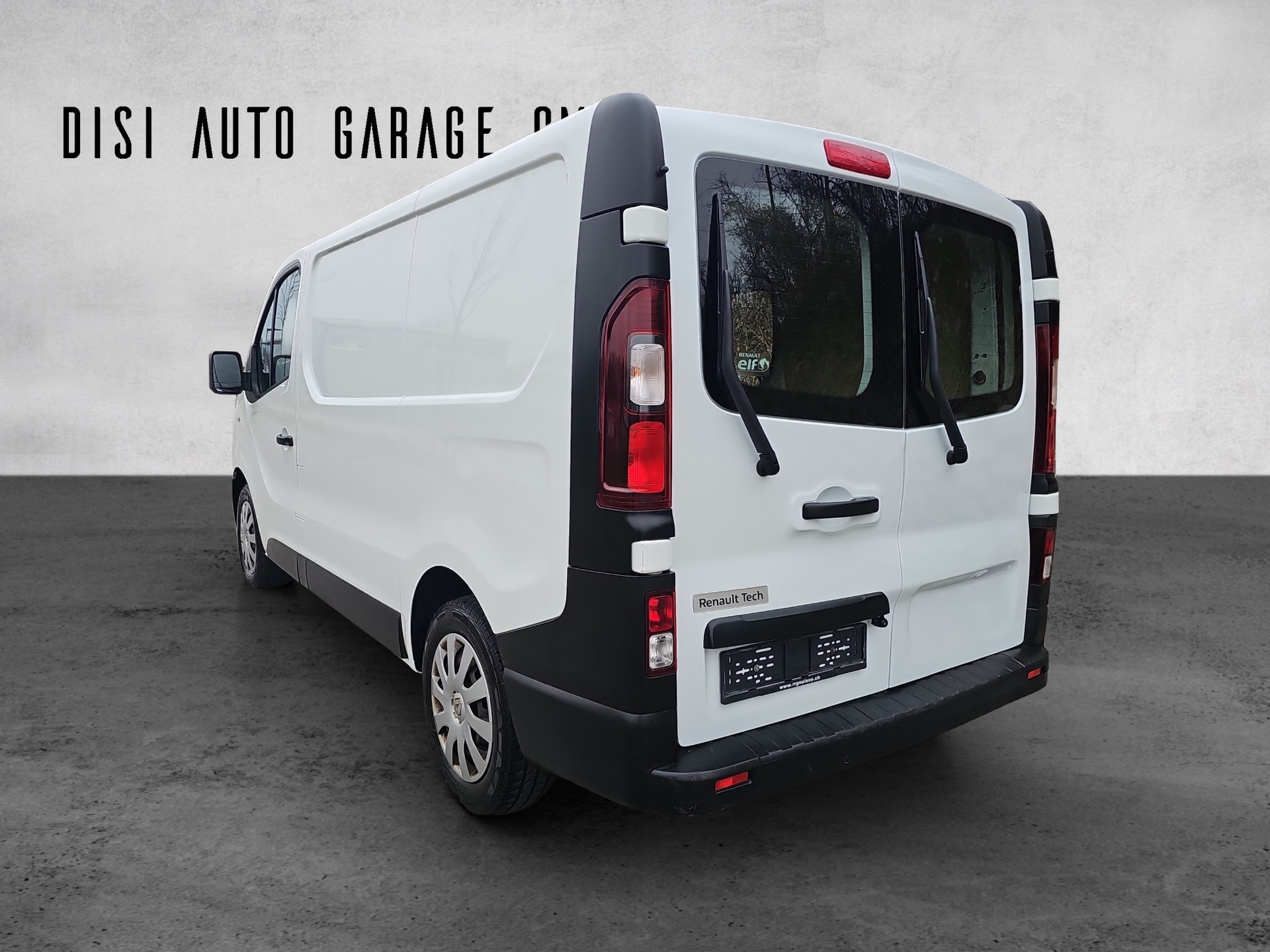 RENAULT Trafic 2.0 dCi 120 3.0t Business L1H1-image-11