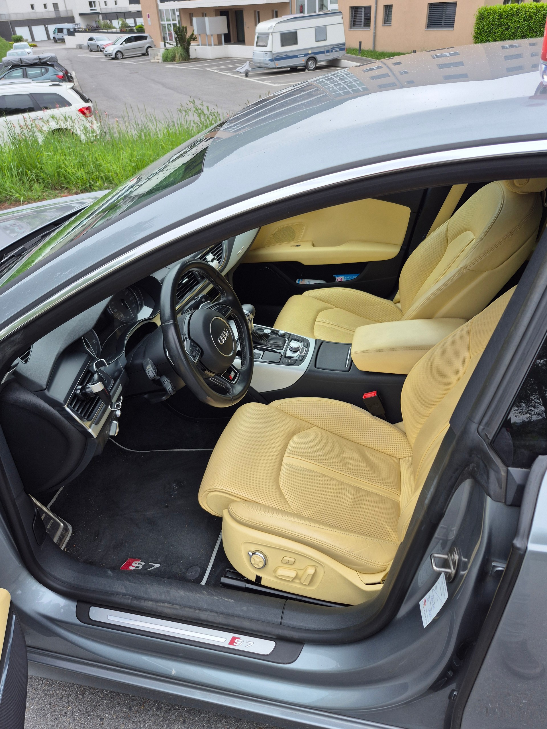 AUDI S7 Sportback 4.0 TFSI V8 quattro S-tronic-image-10