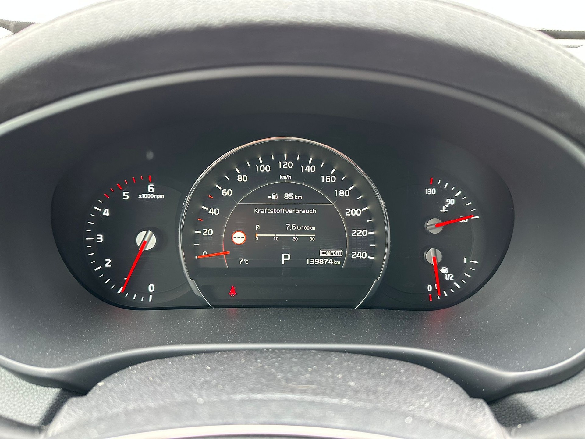 KIA Sorento 2.2 CRDI Style 7P. Automatic-image-17