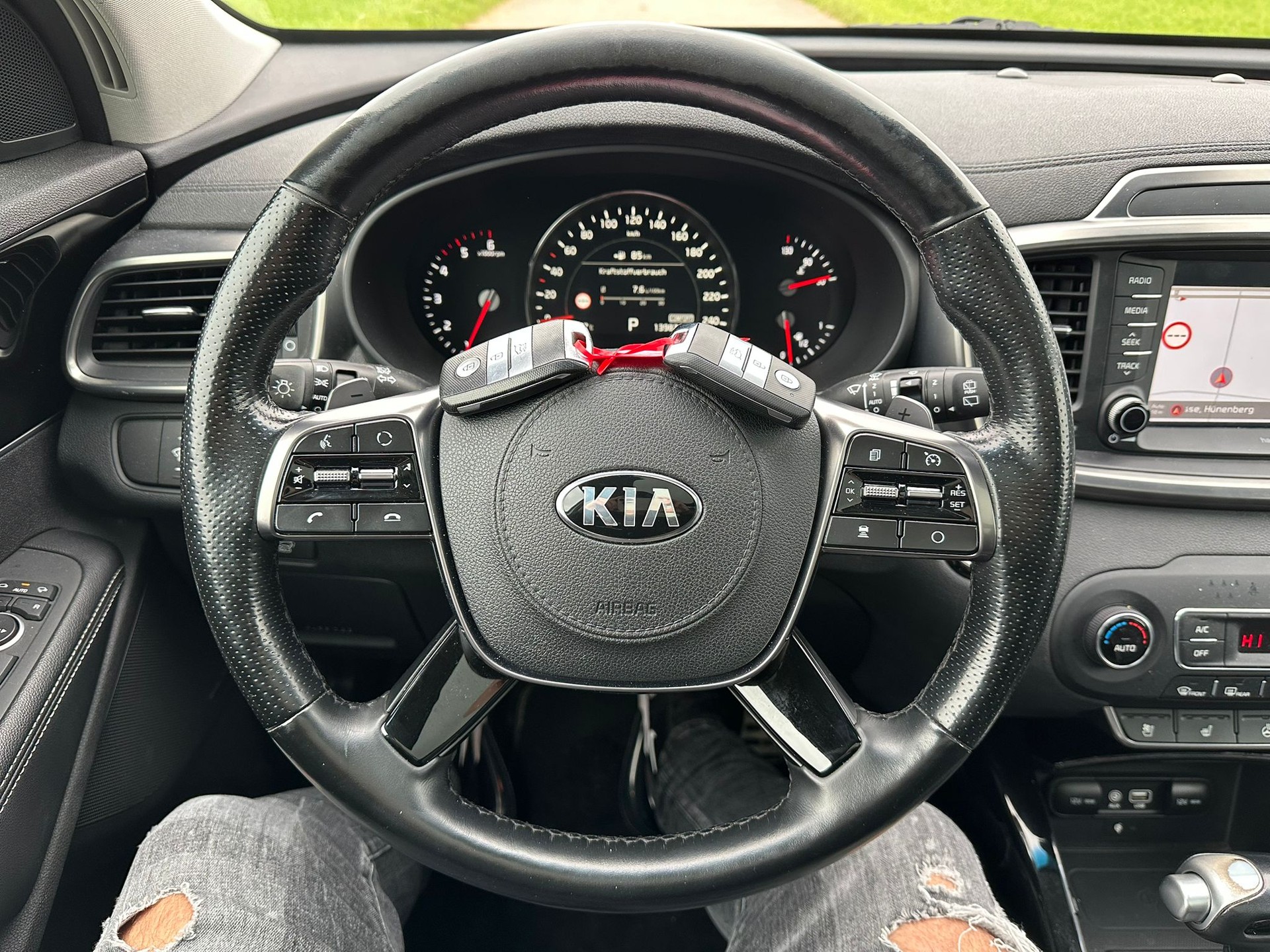 KIA Sorento 2.2 CRDI Style 7P. Automatic-image-15