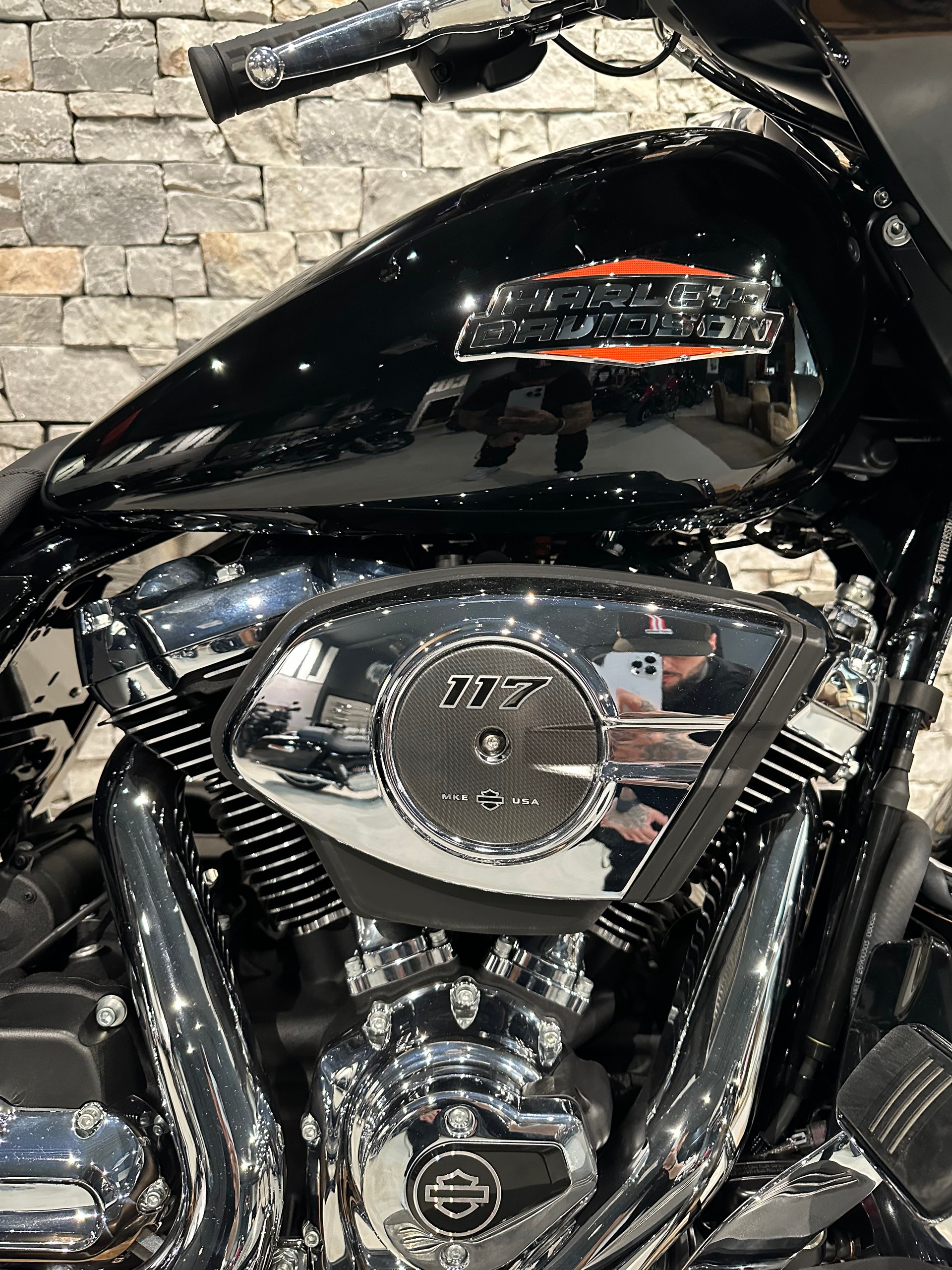 HARLEY-DAVIDSON FLHX Street Glide-showroom-element-3