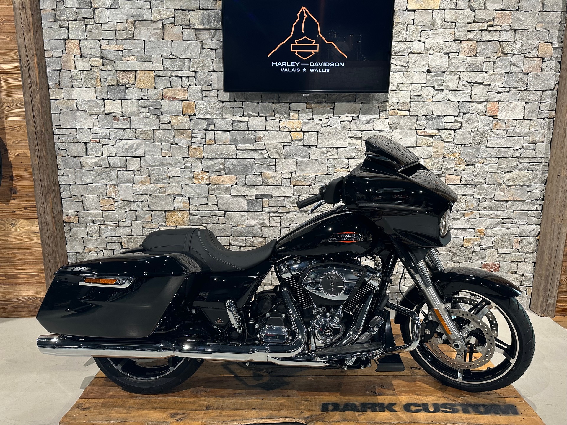 HARLEY-DAVIDSON FLHX Street Glide