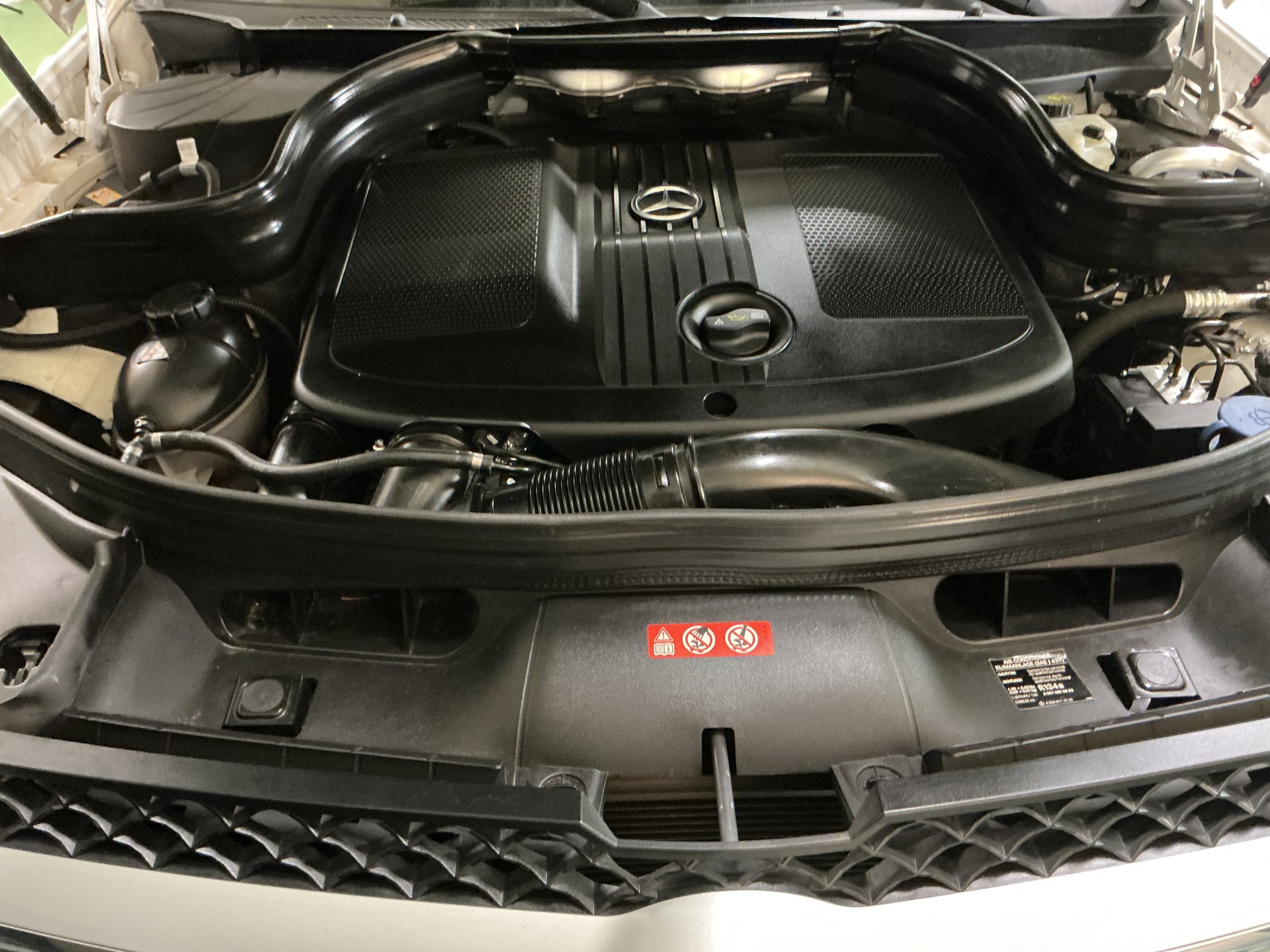 MERCEDES-BENZ GLK 220 BlueTEC Swiss Star Ed. 4Matic 7G-Tronic-image-14