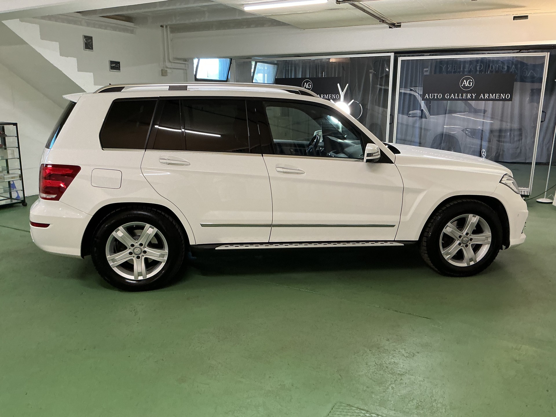 MERCEDES-BENZ GLK 220 BlueTEC Swiss Star Ed. 4Matic 7G-Tronic-image-6