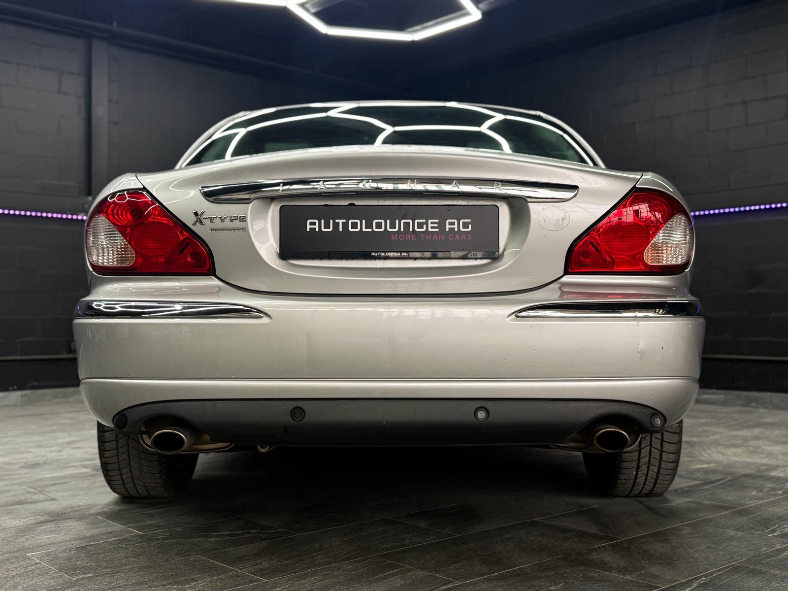 JAGUAR X-Type 3.0 V6 Traction4 Executive-image-5