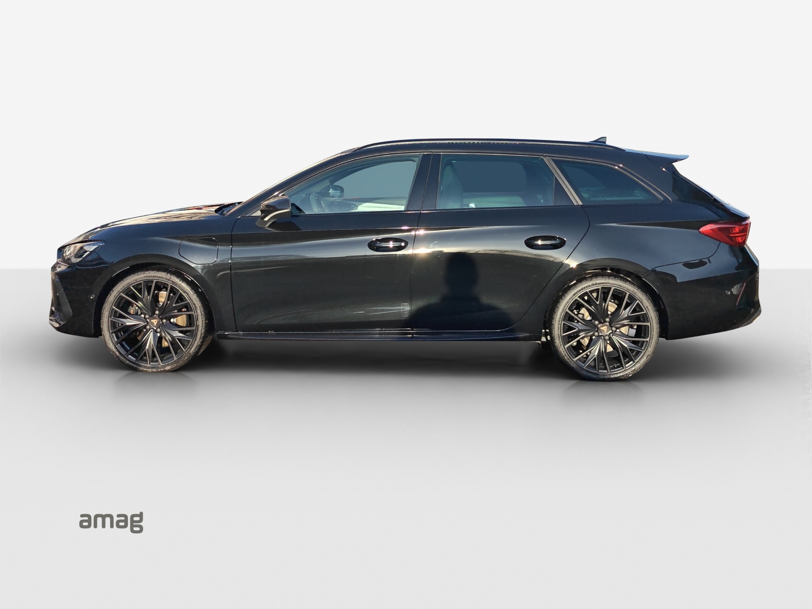 CUPRA LEON ST 1.5 e-HYBRID pHEV Black SymphonyDSG-showroom-element-1