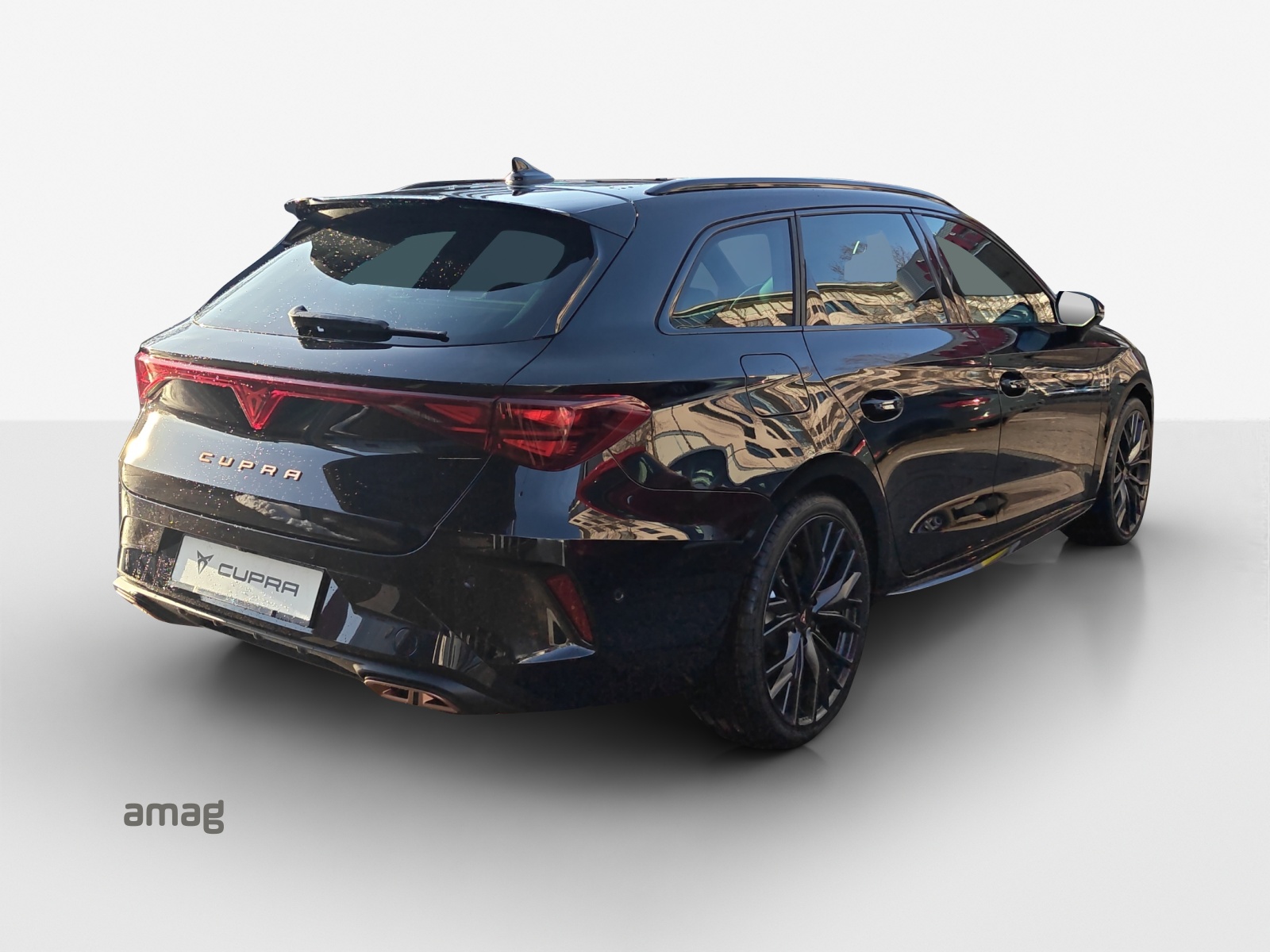 CUPRA LEON ST 1.5 e-HYBRID pHEV Black SymphonyDSG-image-5
