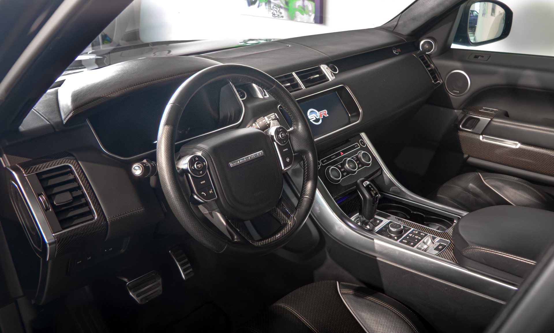 LAND ROVER Range Rover Sport 5.0 V8 SVR-image-5