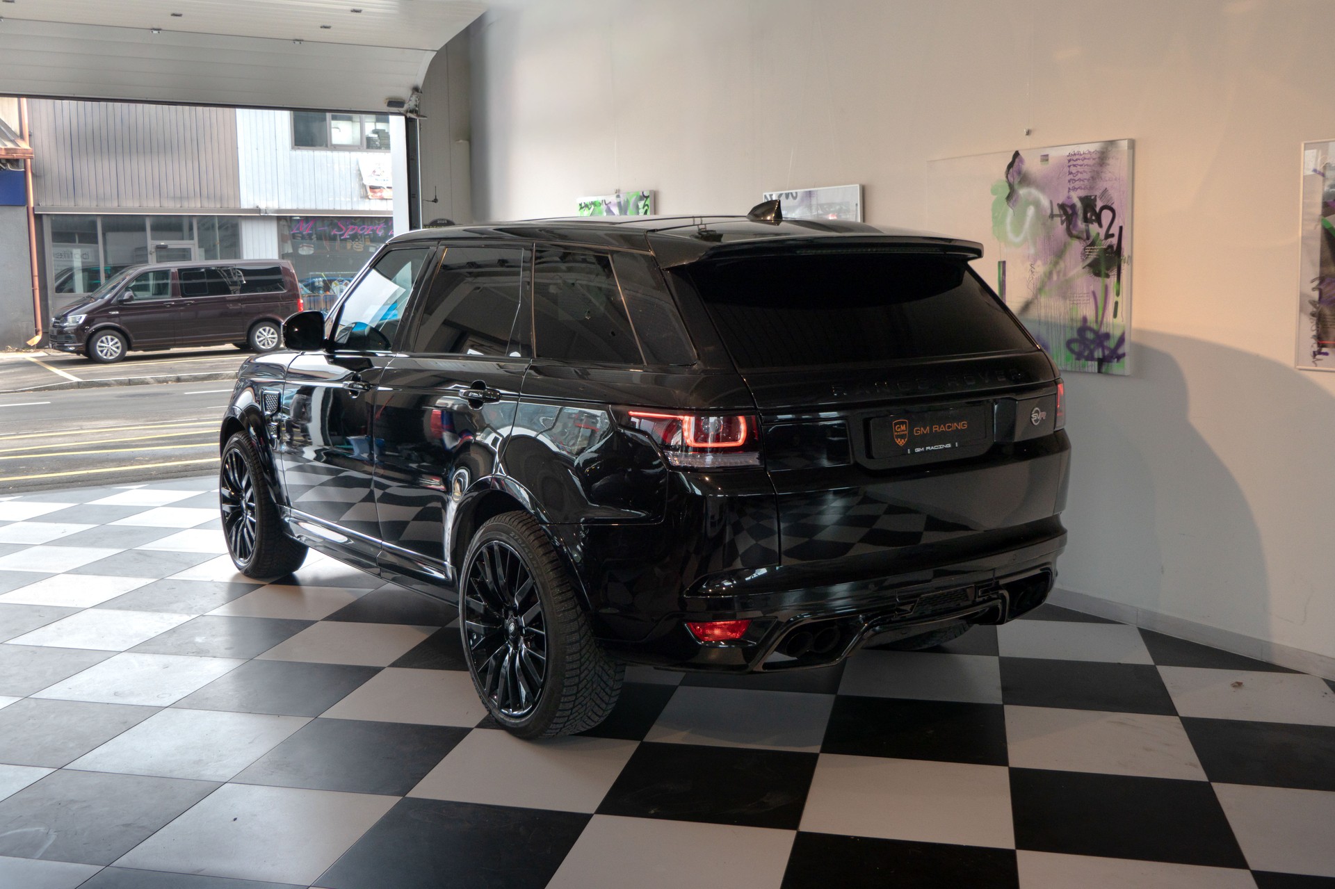LAND ROVER Range Rover Sport 5.0 V8 SVR-image-3