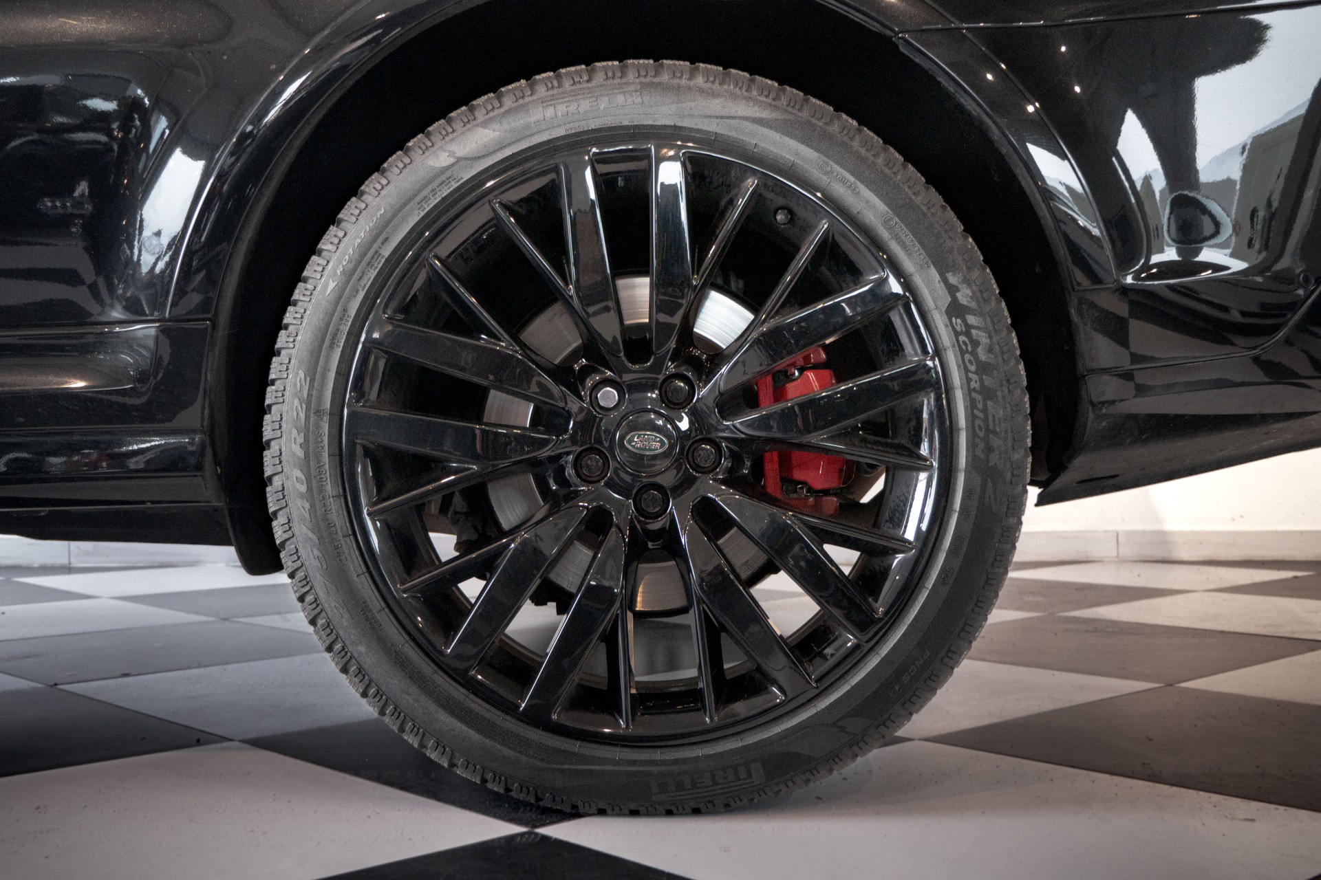 LAND ROVER Range Rover Sport 5.0 V8 SVR-image-11